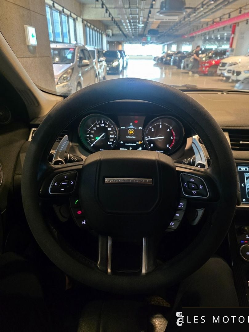 Land Rover Range Rover Evoque 2016 — миниатюра 11