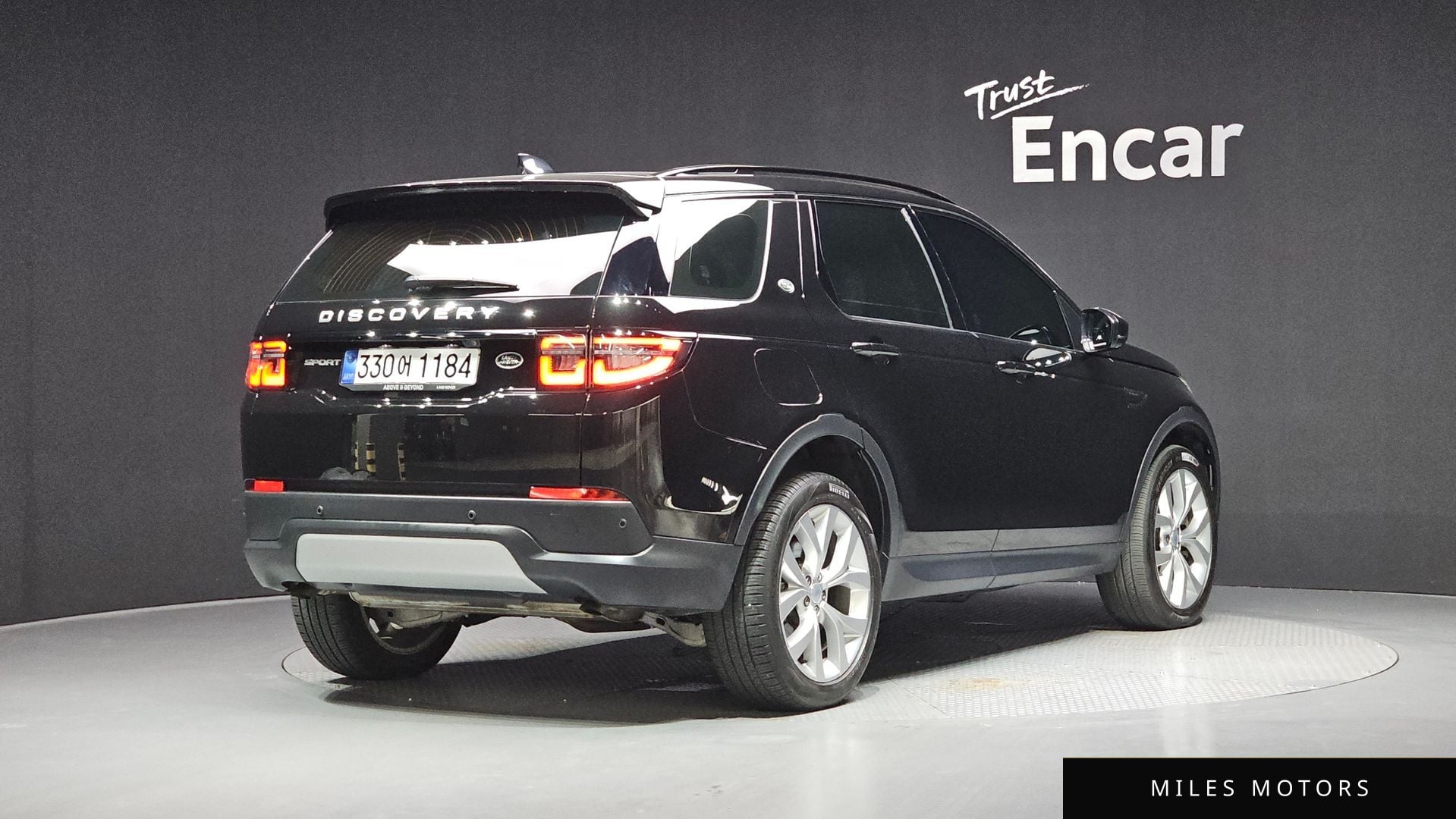 Land Rover Discovery Sport 2023 — миниатюра 2
