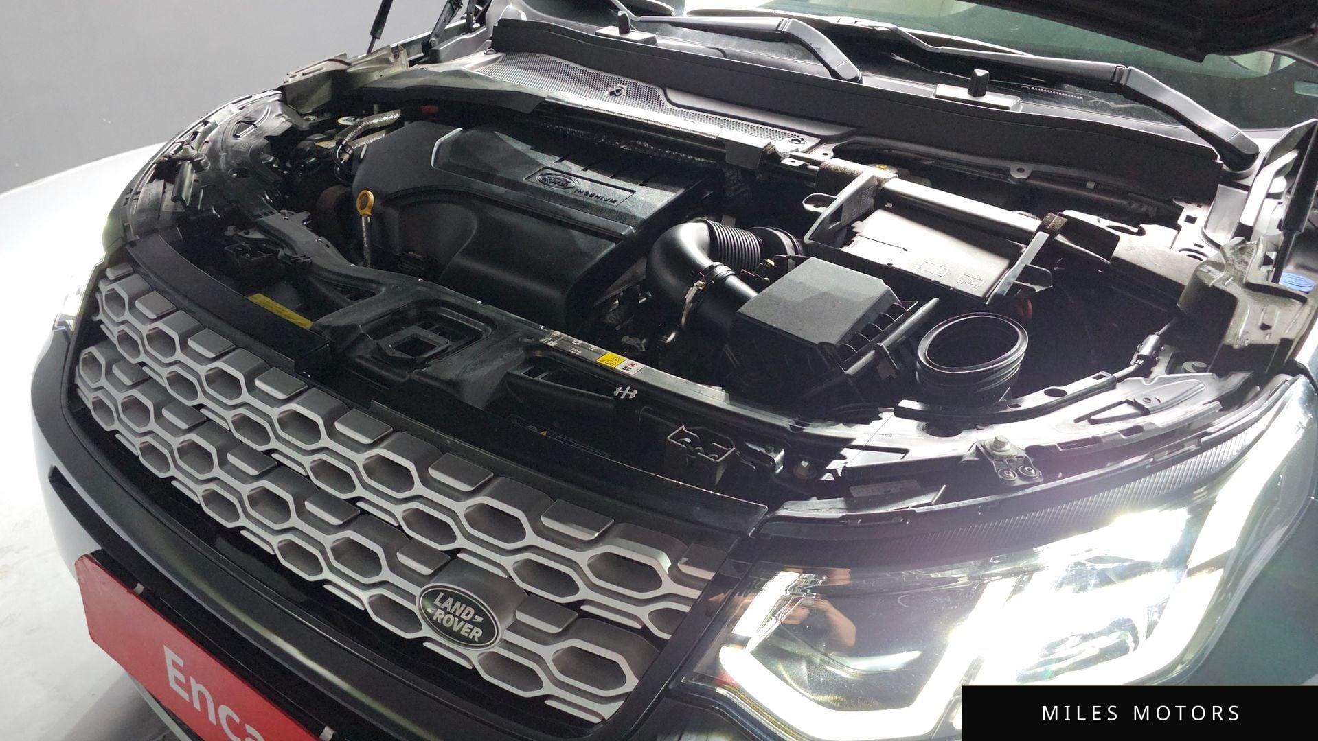 Land Rover Discovery Sport 2023 — миниатюра 6