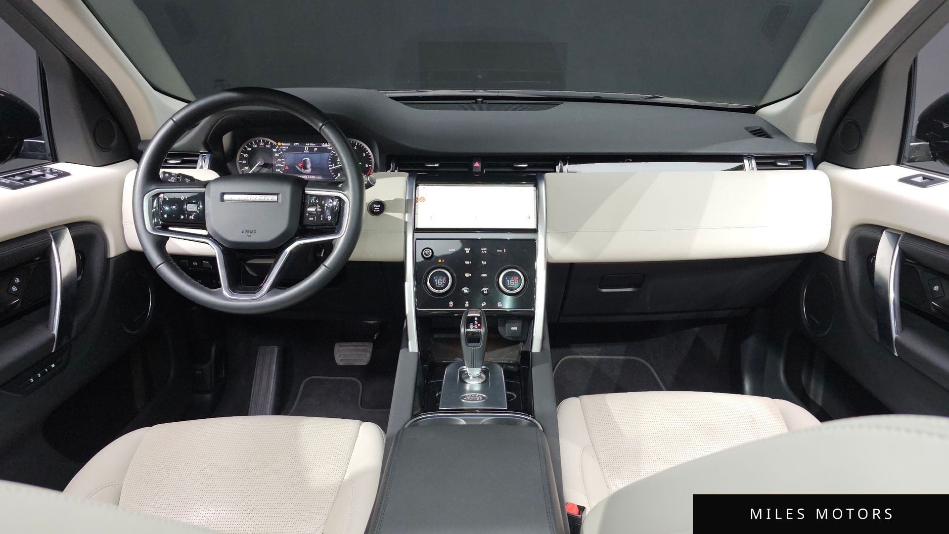 Land Rover Discovery Sport 2023 — миниатюра 10
