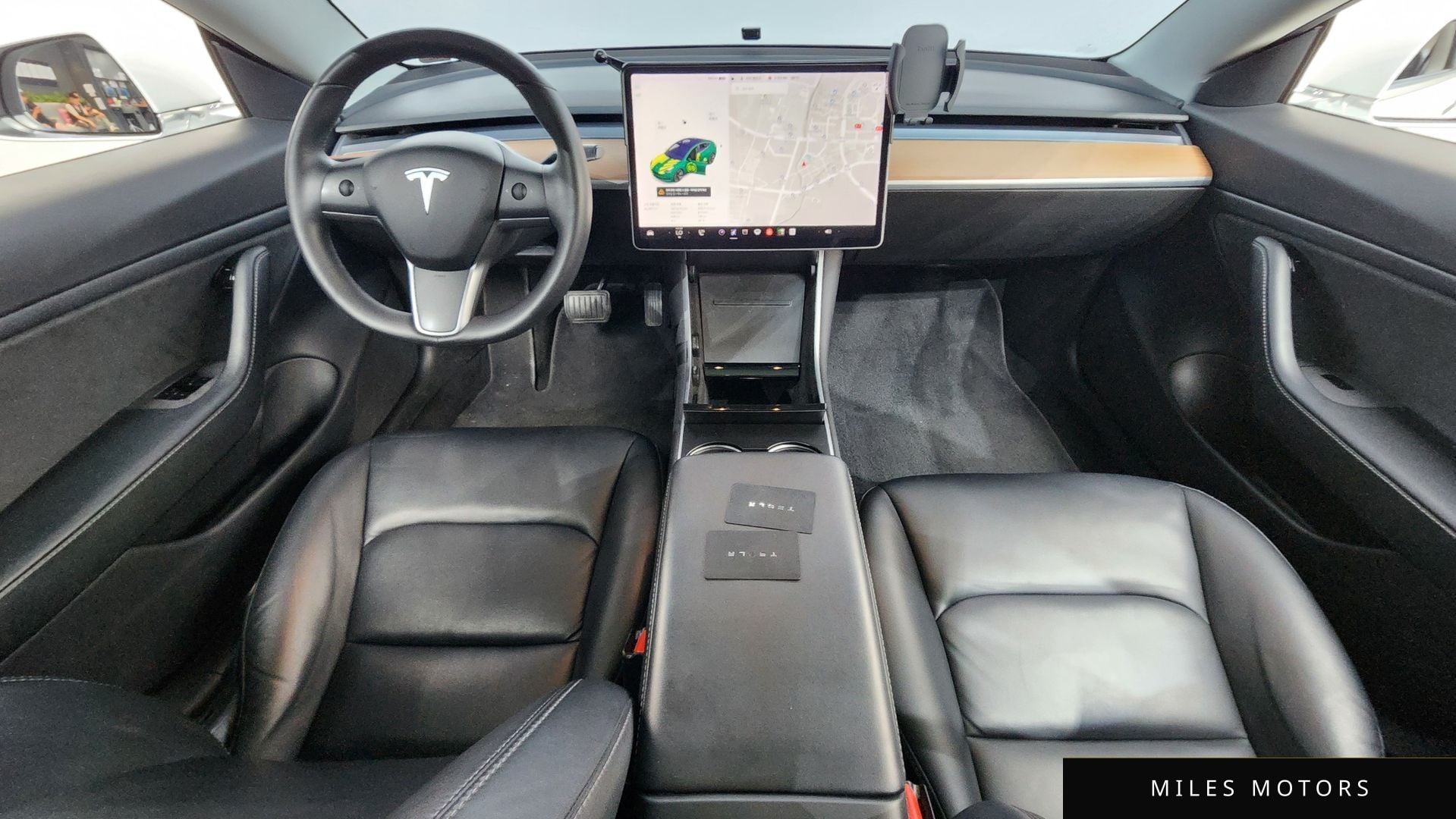 Tesla Model 3 2020 — миниатюра 10