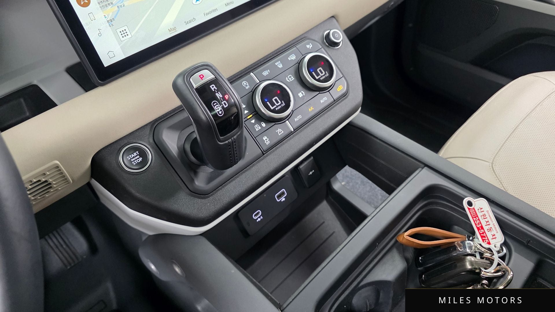 Land Rover Defender 2023 — миниатюра 9