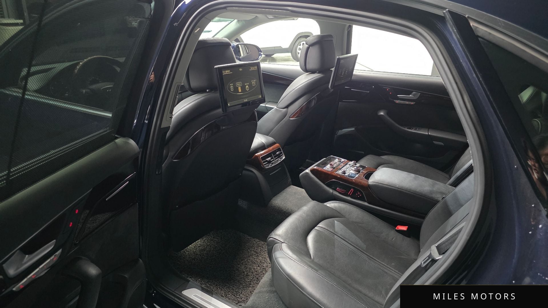 Audi A8 2013 — миниатюра 11