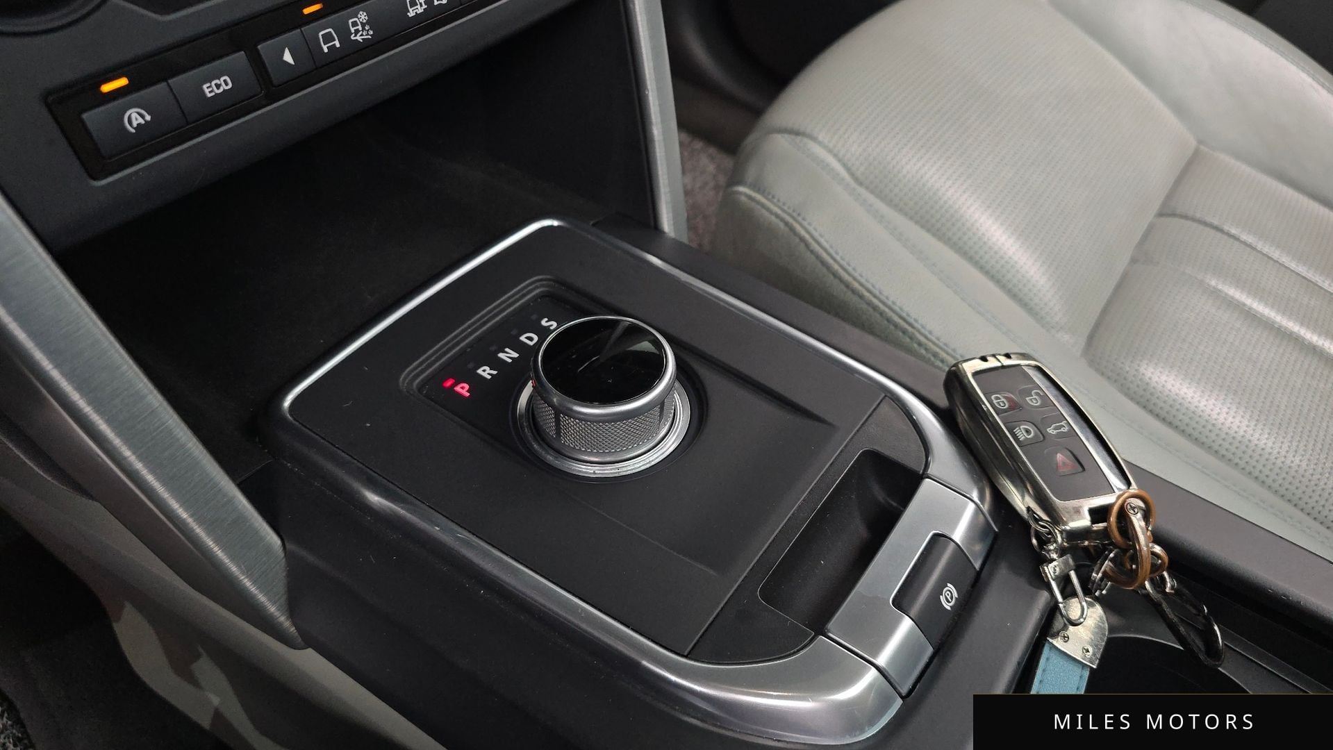Land Rover Discovery Sport 2016 — миниатюра 12