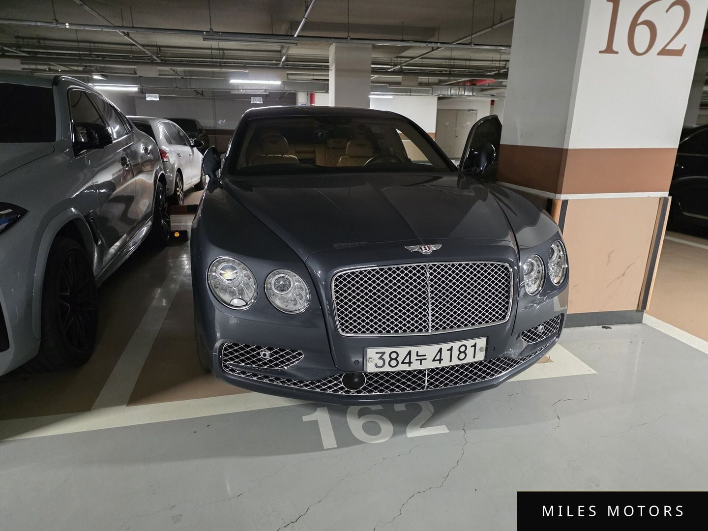 Bentley Flying Spur 2018 — миниатюра 7
