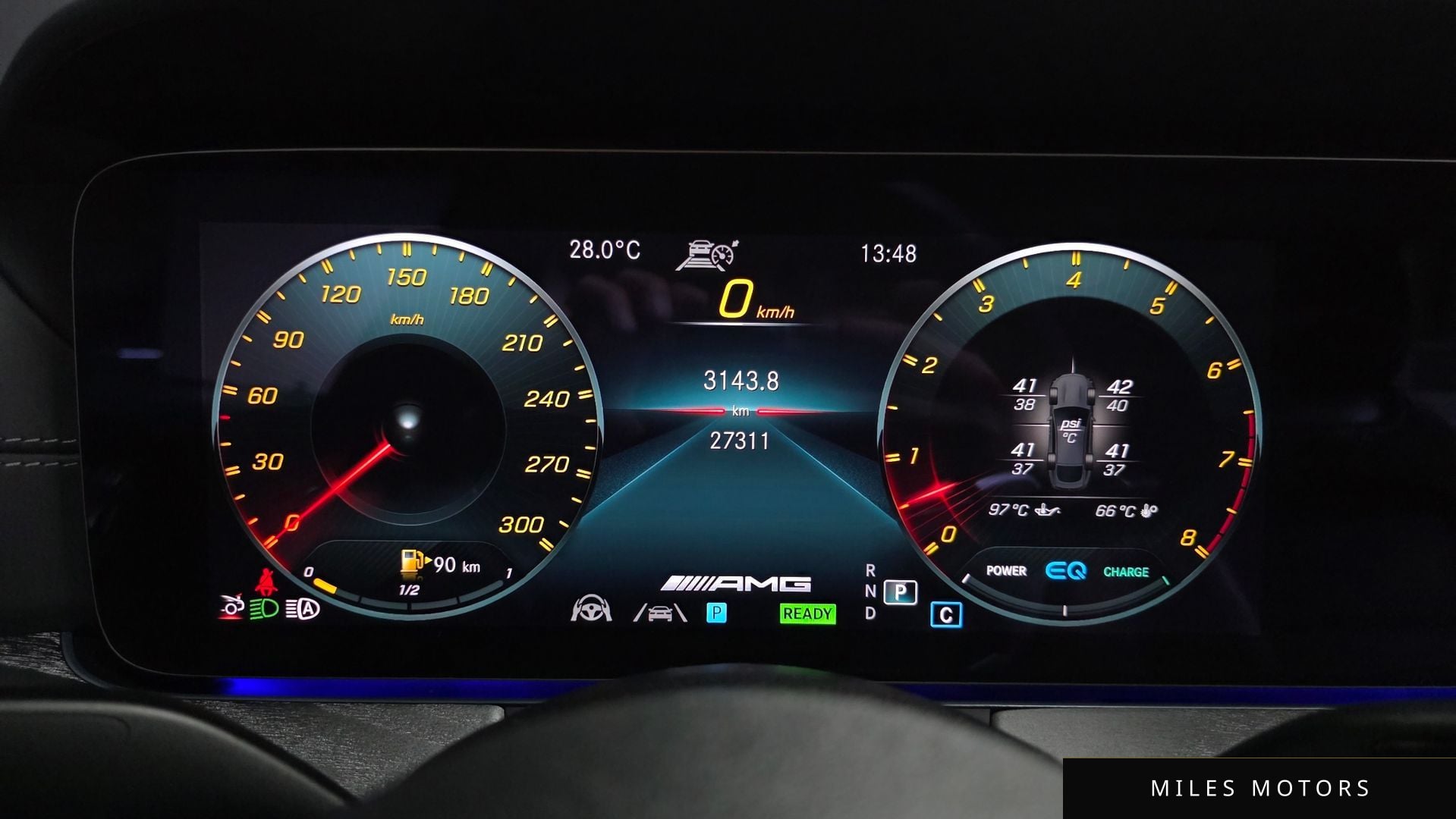 Mercedes-Benz AMG GT 2023 — миниатюра 11