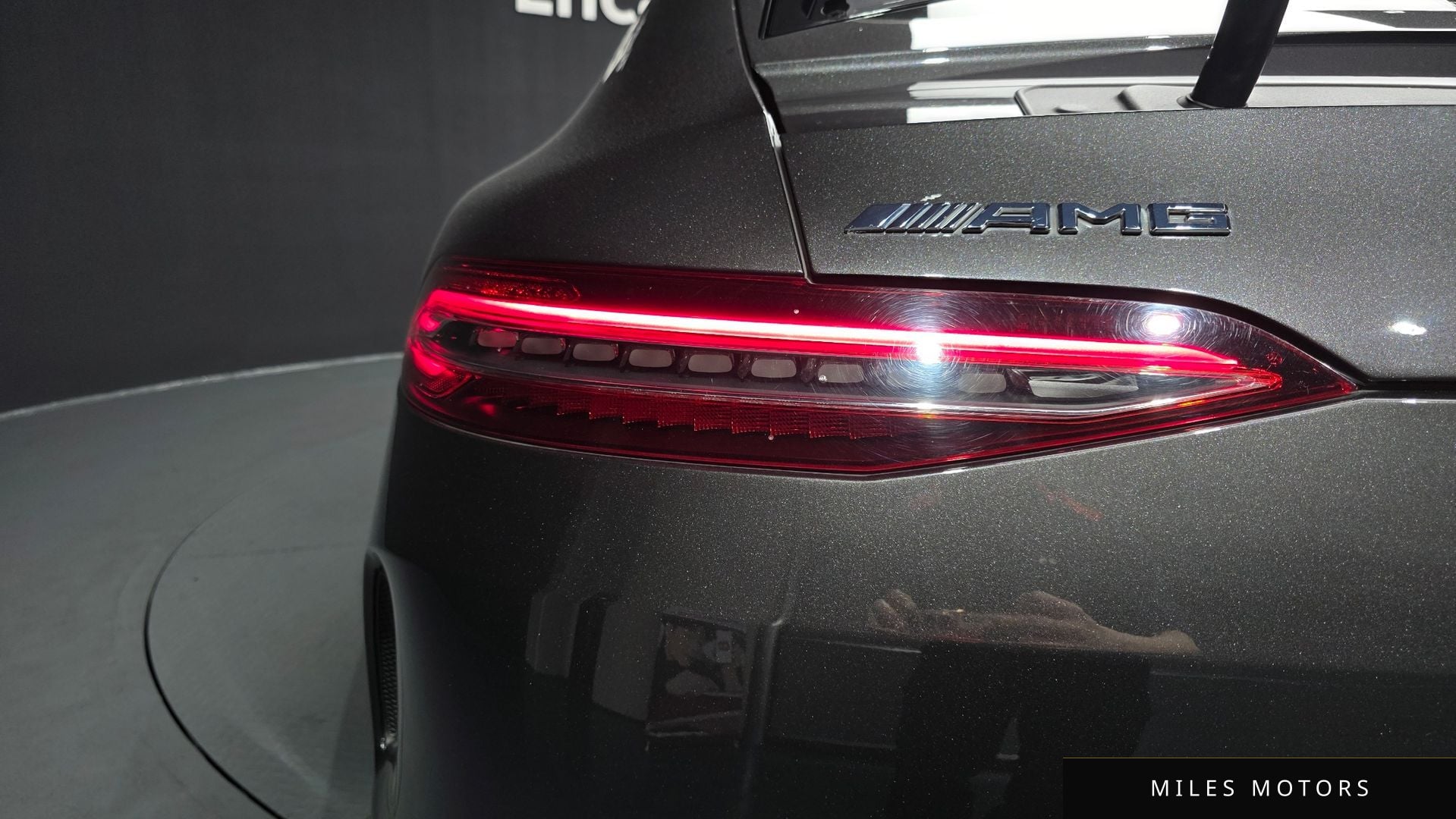 Mercedes-Benz AMG GT 2023 — миниатюра 9