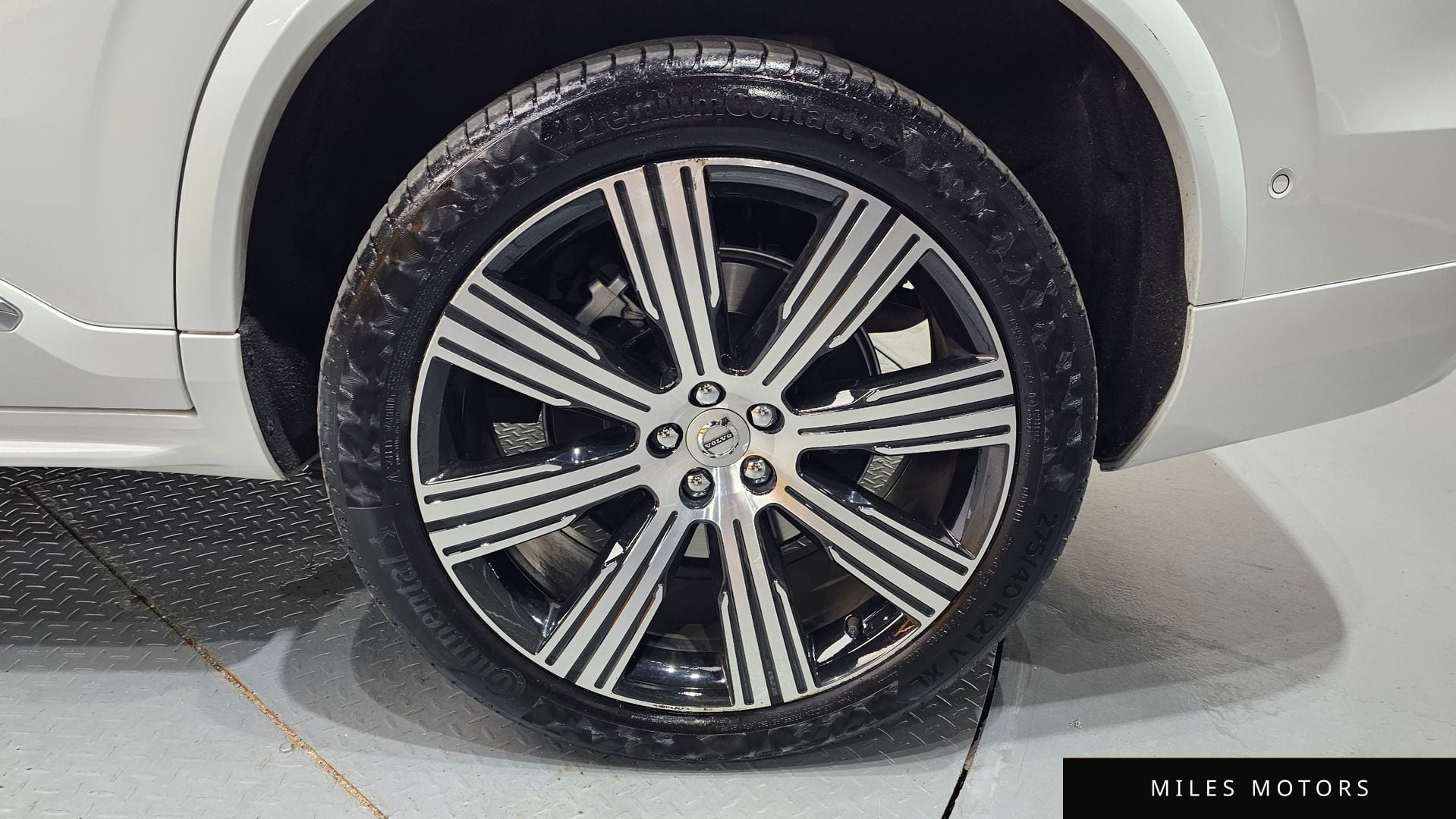 Volvo XC90 2024 — миниатюра 4