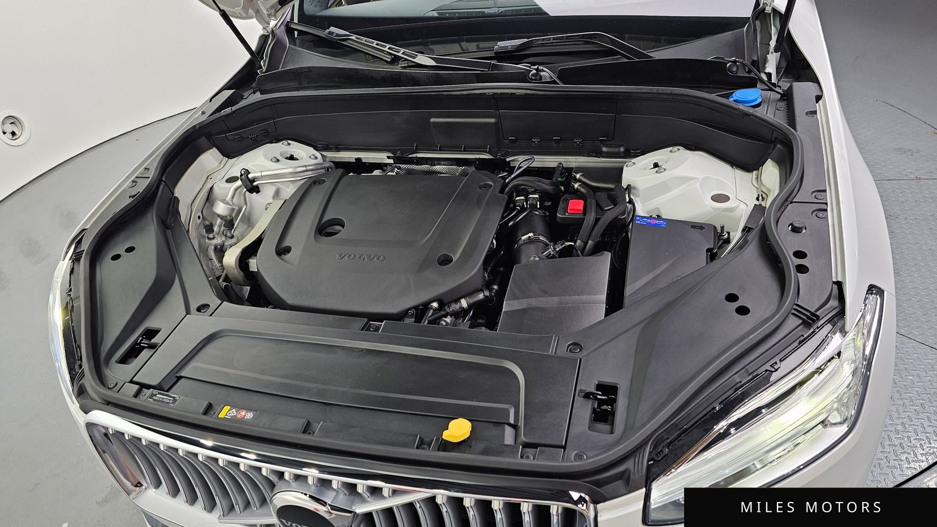 Volvo XC90 2024 — миниатюра 5