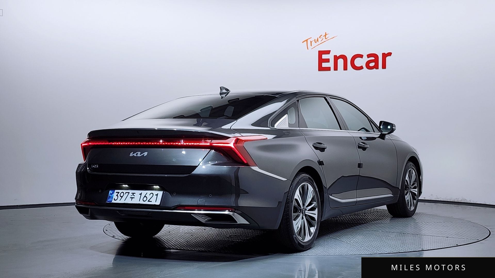 Kia K8 2023 — фото 1 из 12