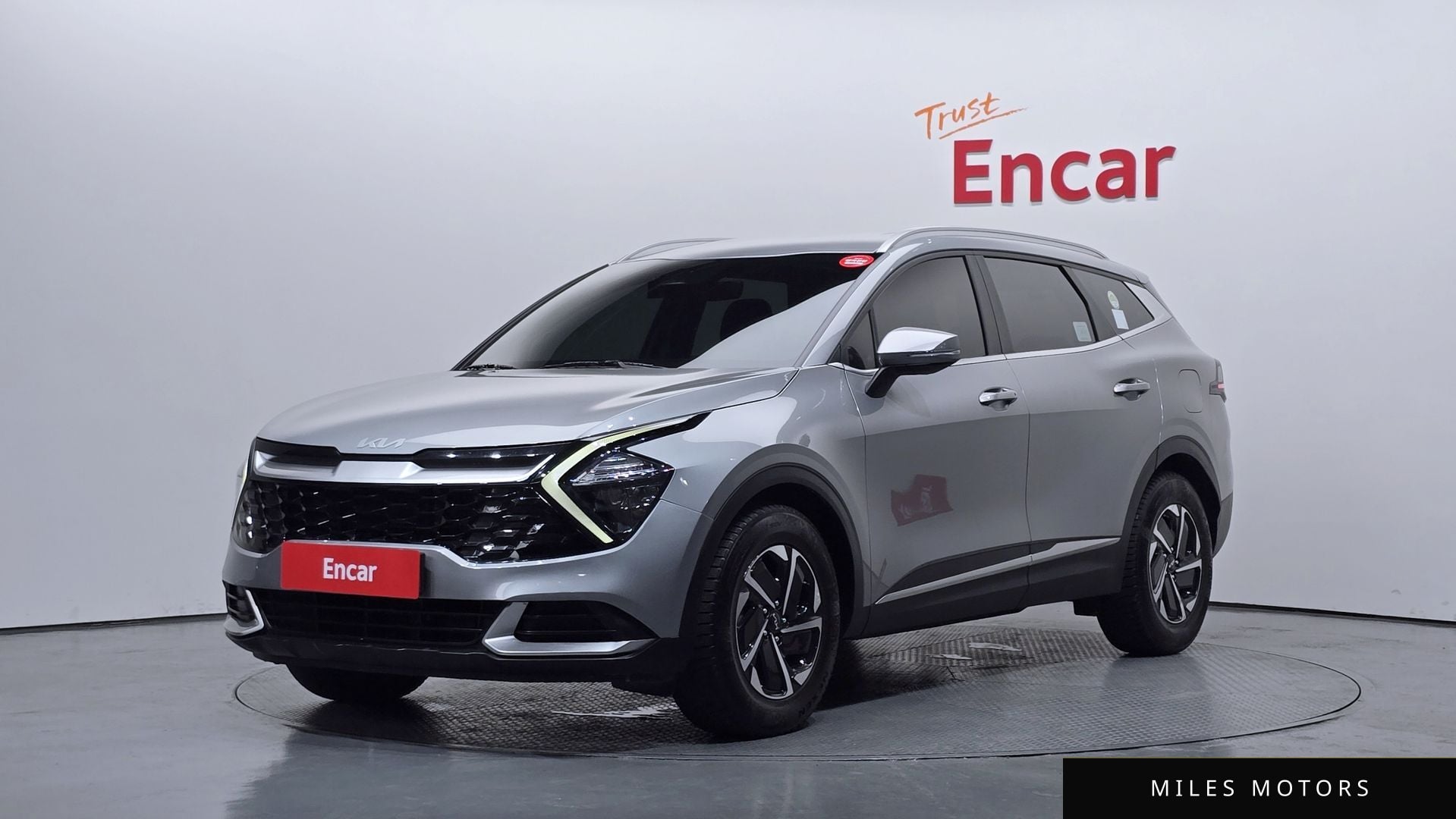 Kia Sportage 2023 — фото 1 из 12