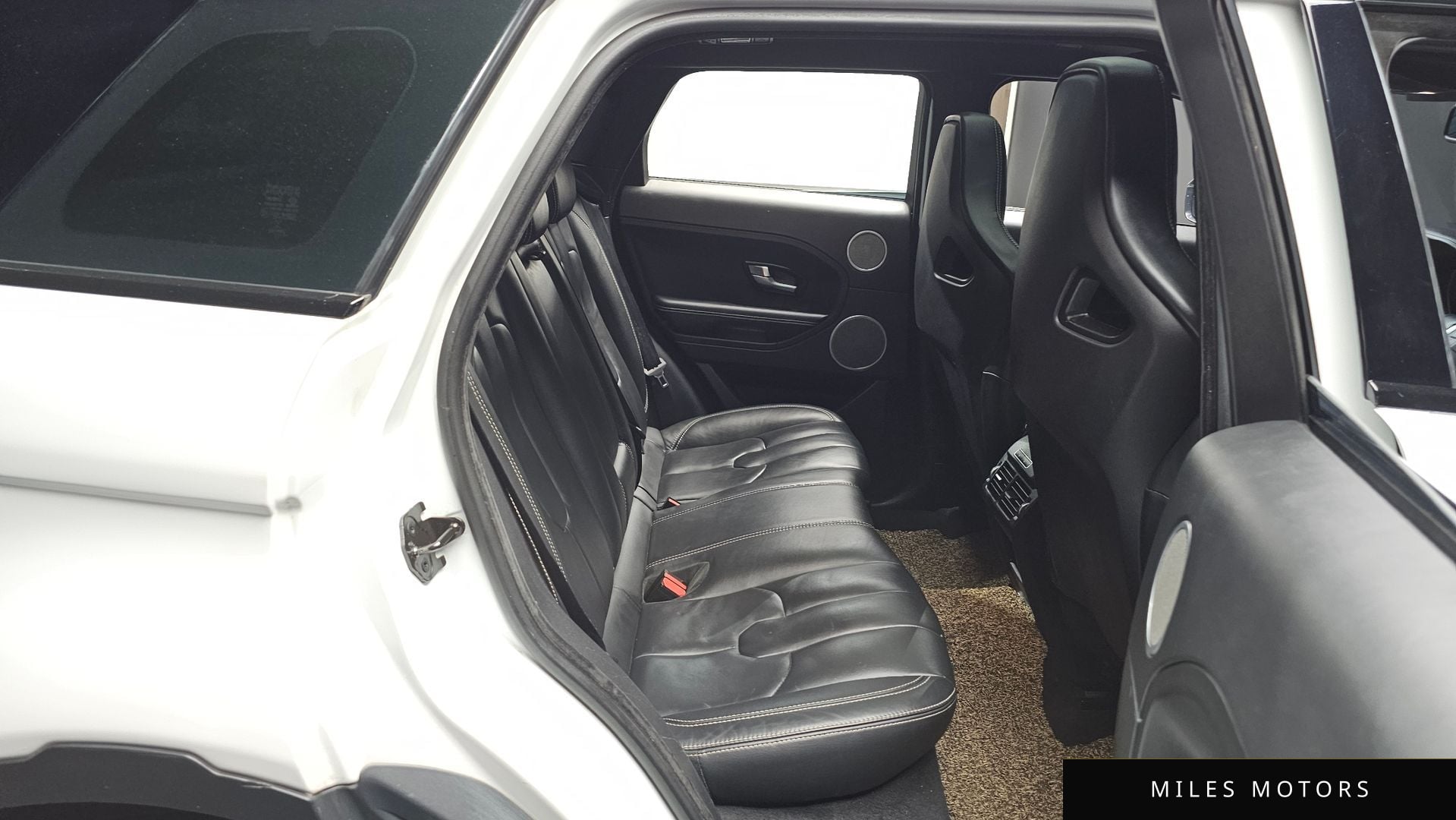 Land Rover Range Rover Evoque 2015 — миниатюра 11
