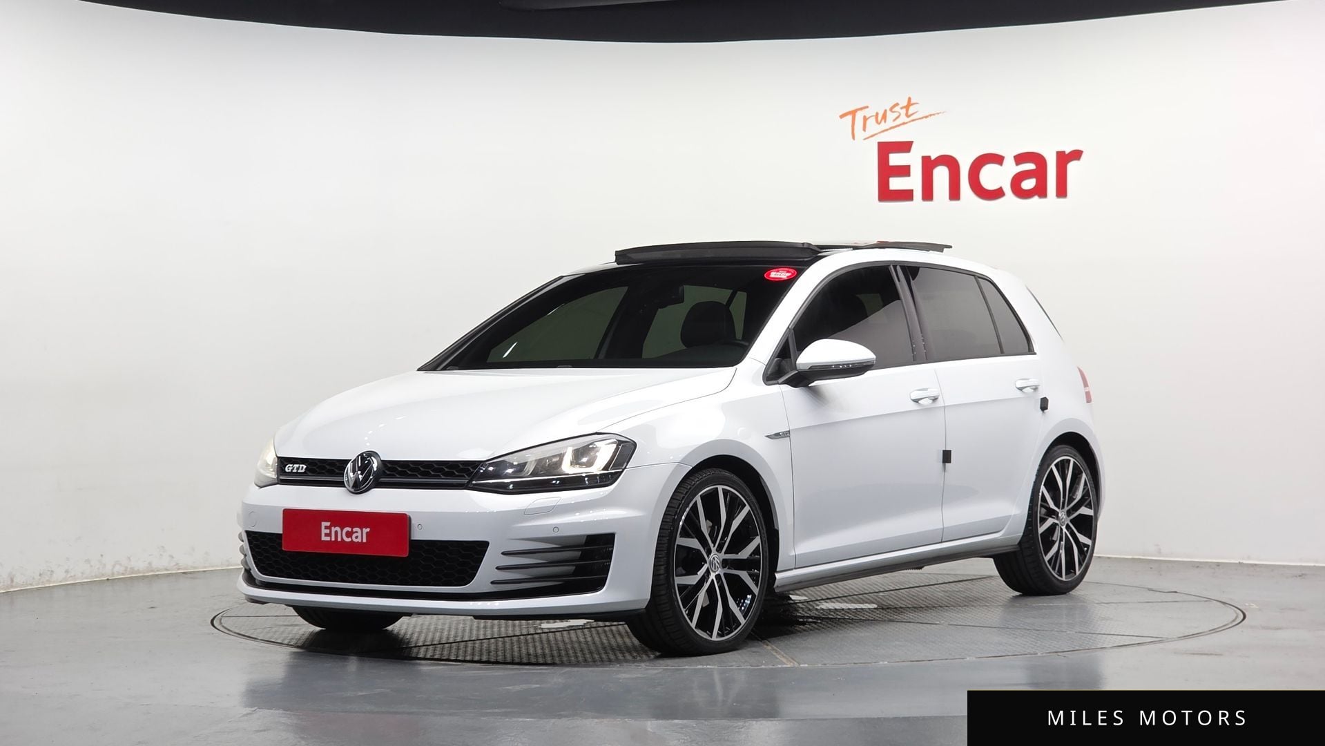 Volkswagen Golf 2016 — фото 1 из 12