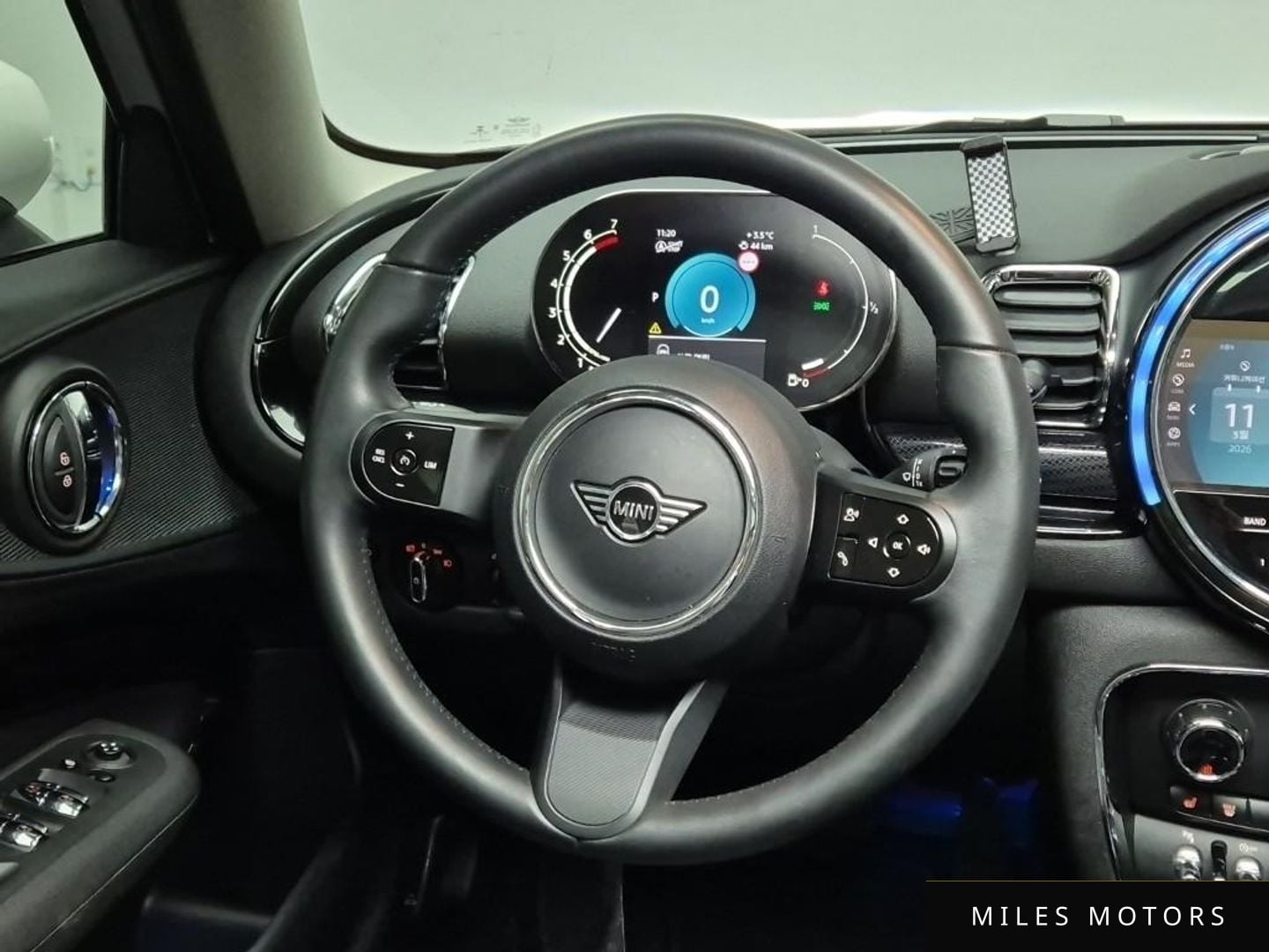 MINI Clubman 2023 — миниатюра 9