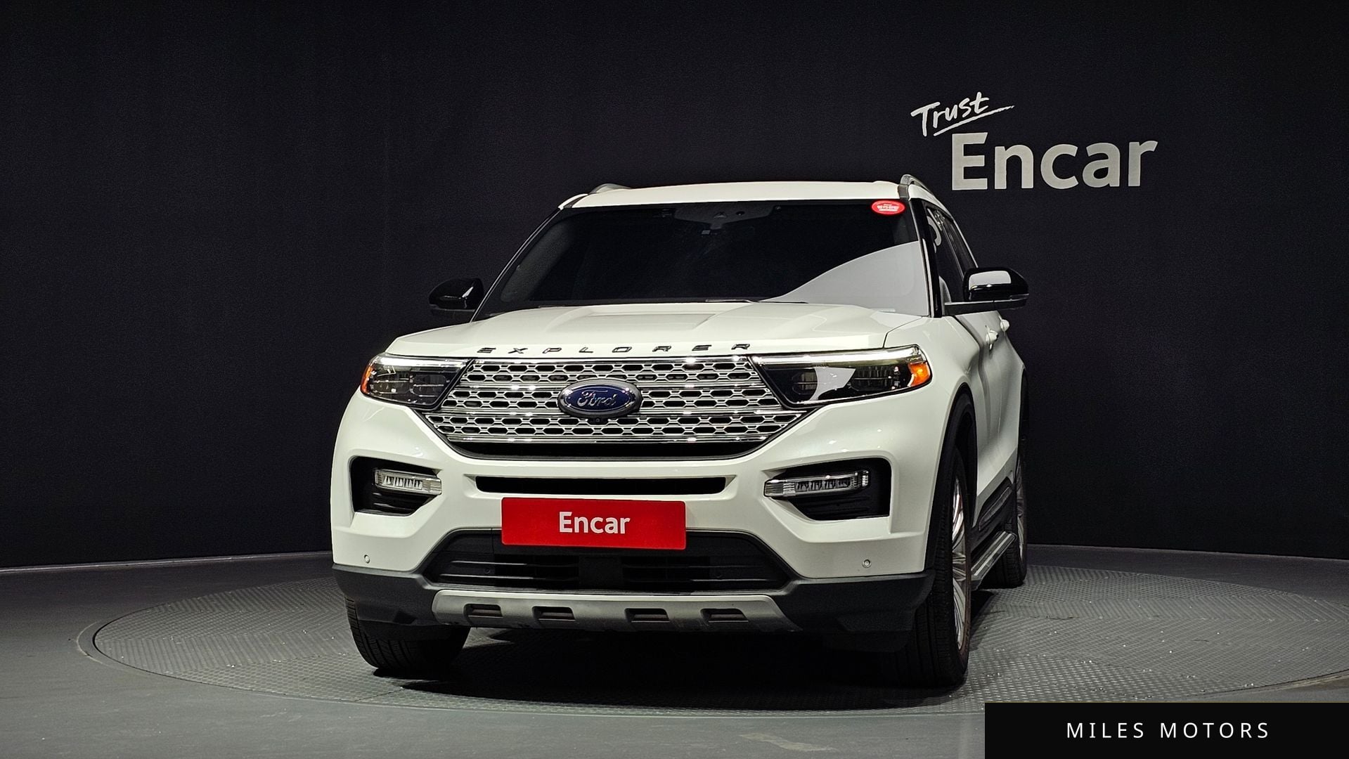 Ford Explorer 2022 — миниатюра 3
