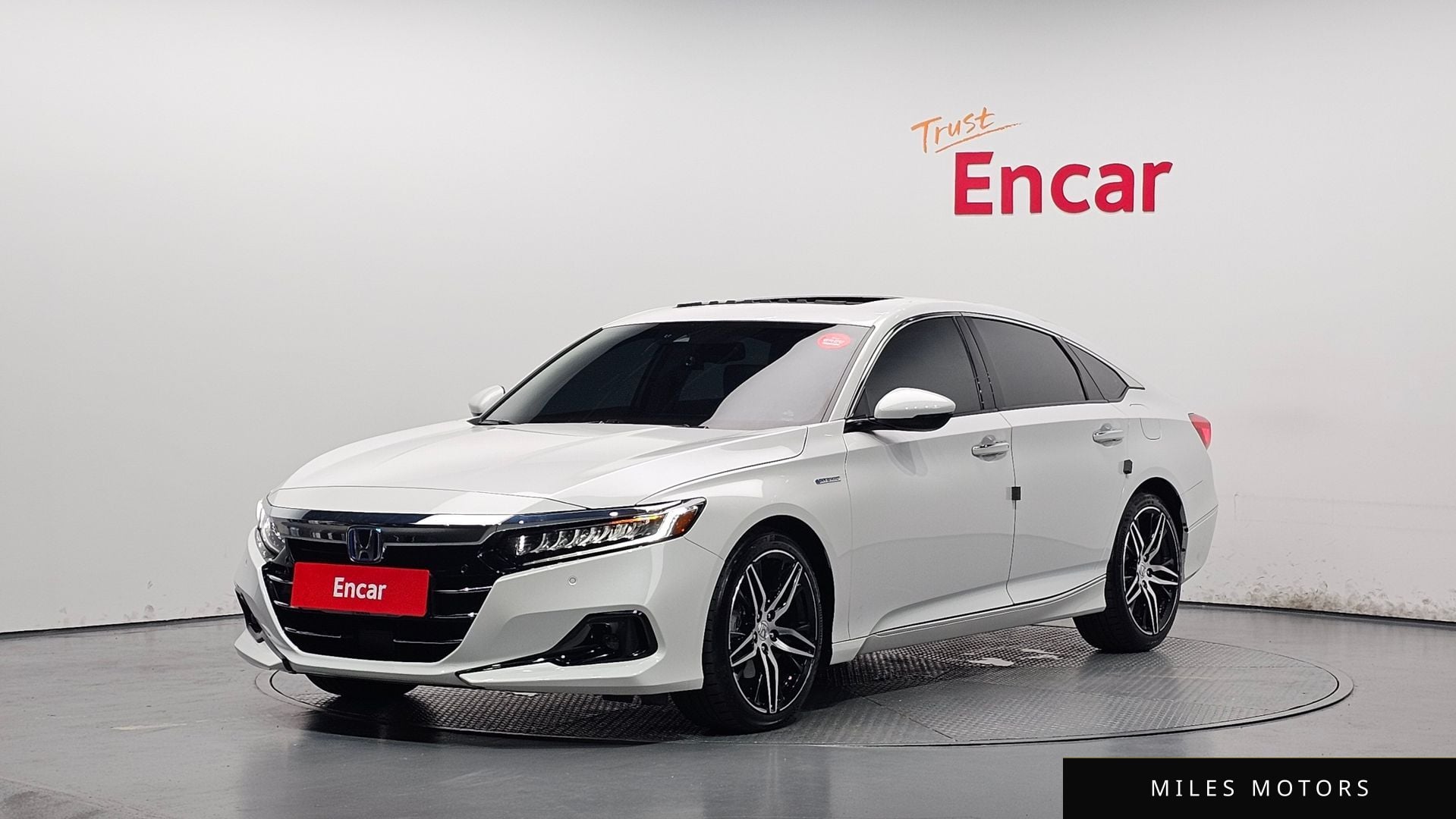 Honda Accord 2022 — фото 1 из 12