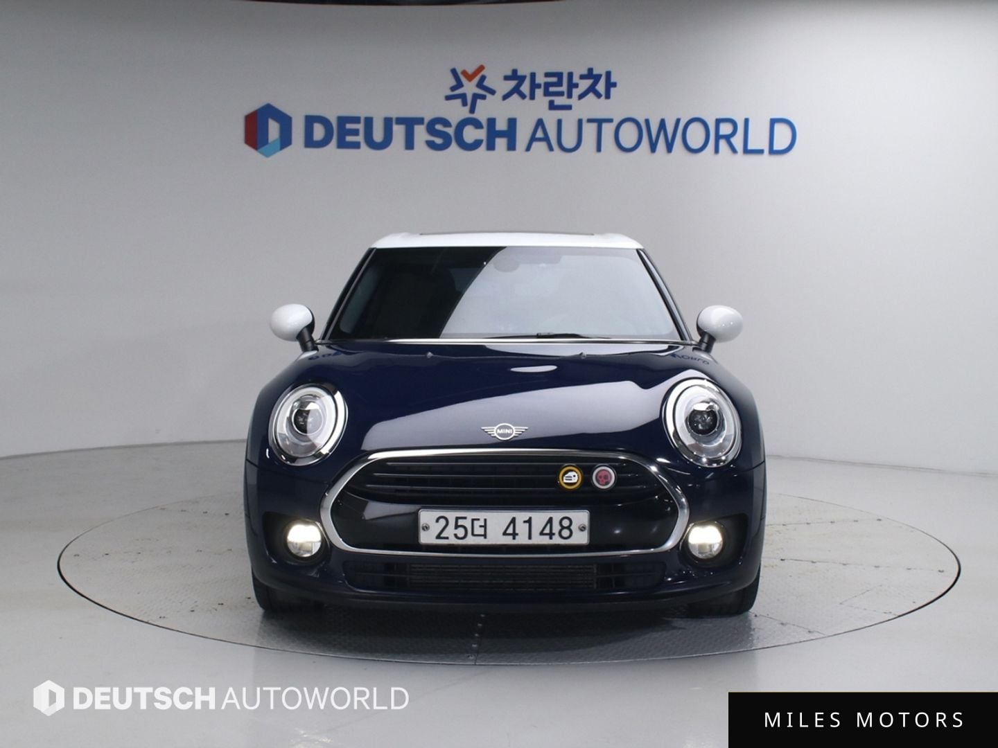 MINI Clubman 2019 — фото 1 из 12