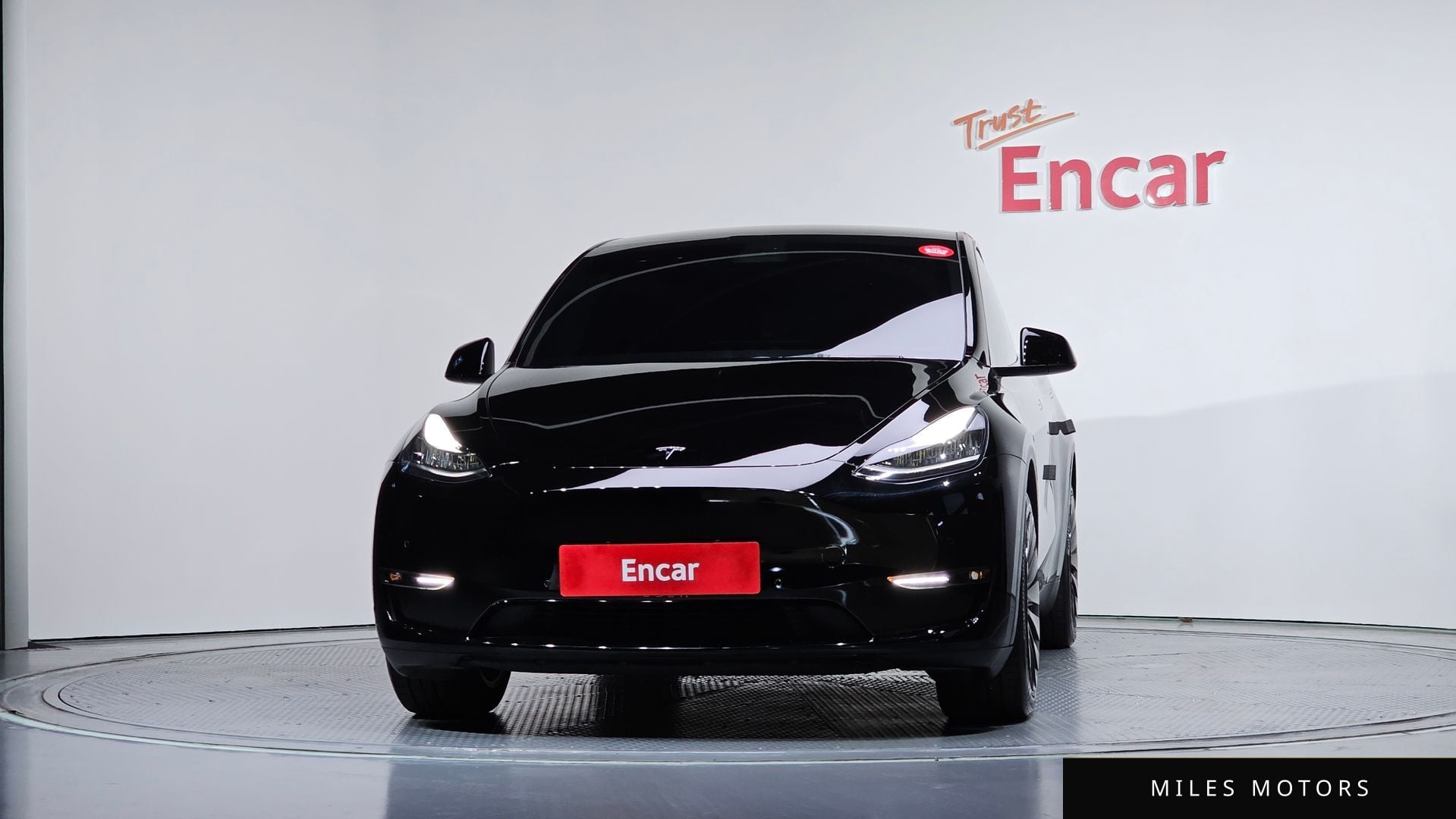Tesla Model Y 2022 — миниатюра 3