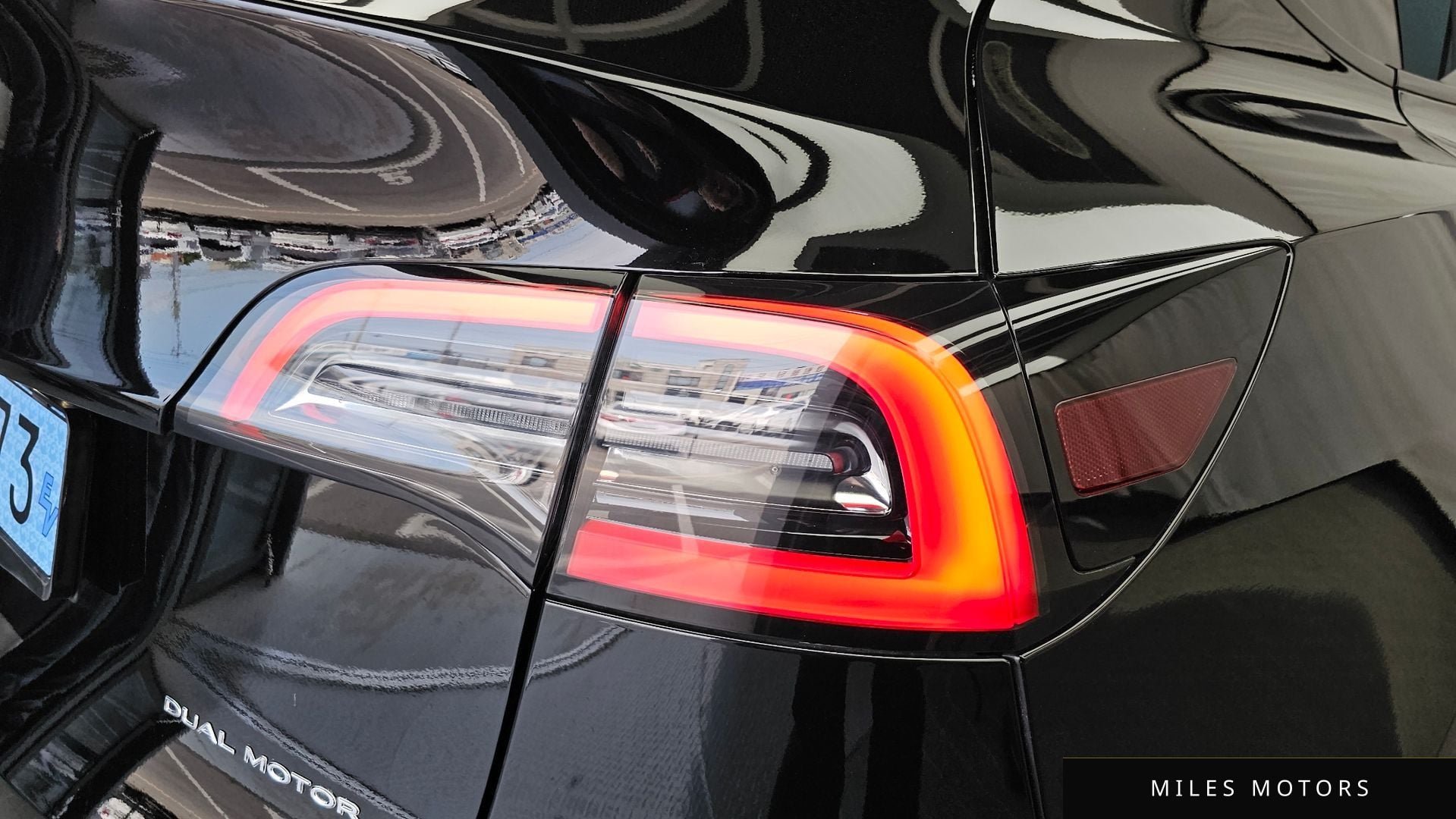 Tesla Model Y 2022 — миниатюра 9