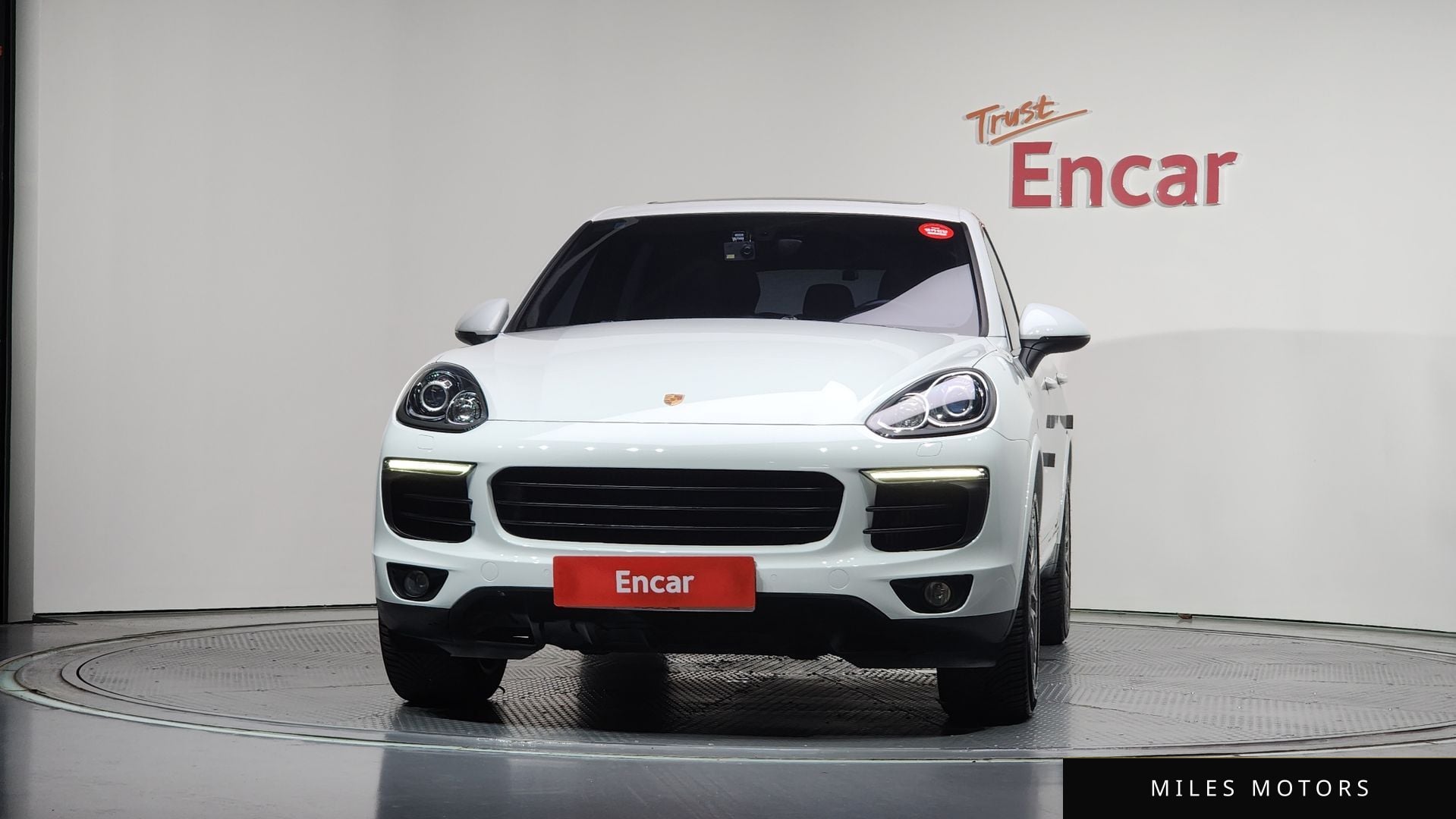 Porsche Cayenne 2017 — миниатюра 3