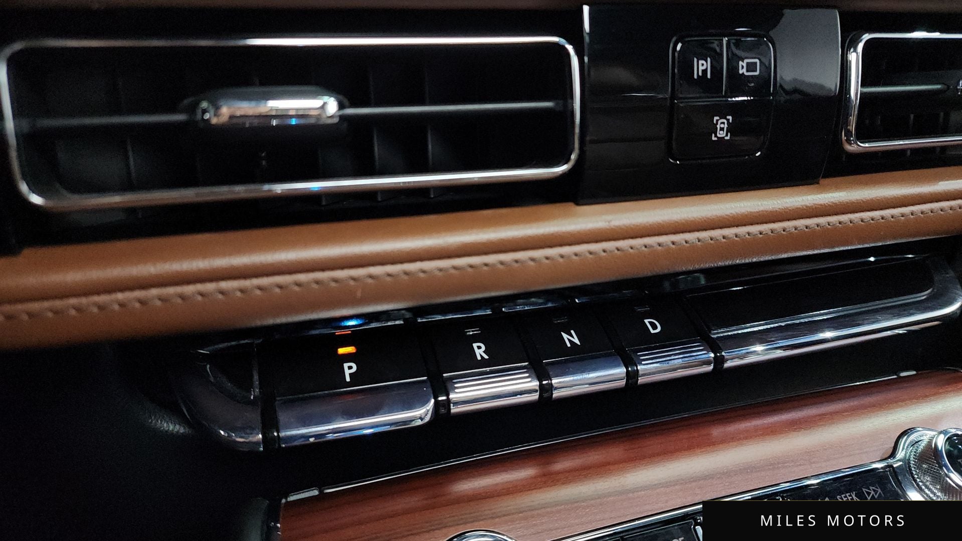 Lincoln Aviator 2022 — миниатюра 12