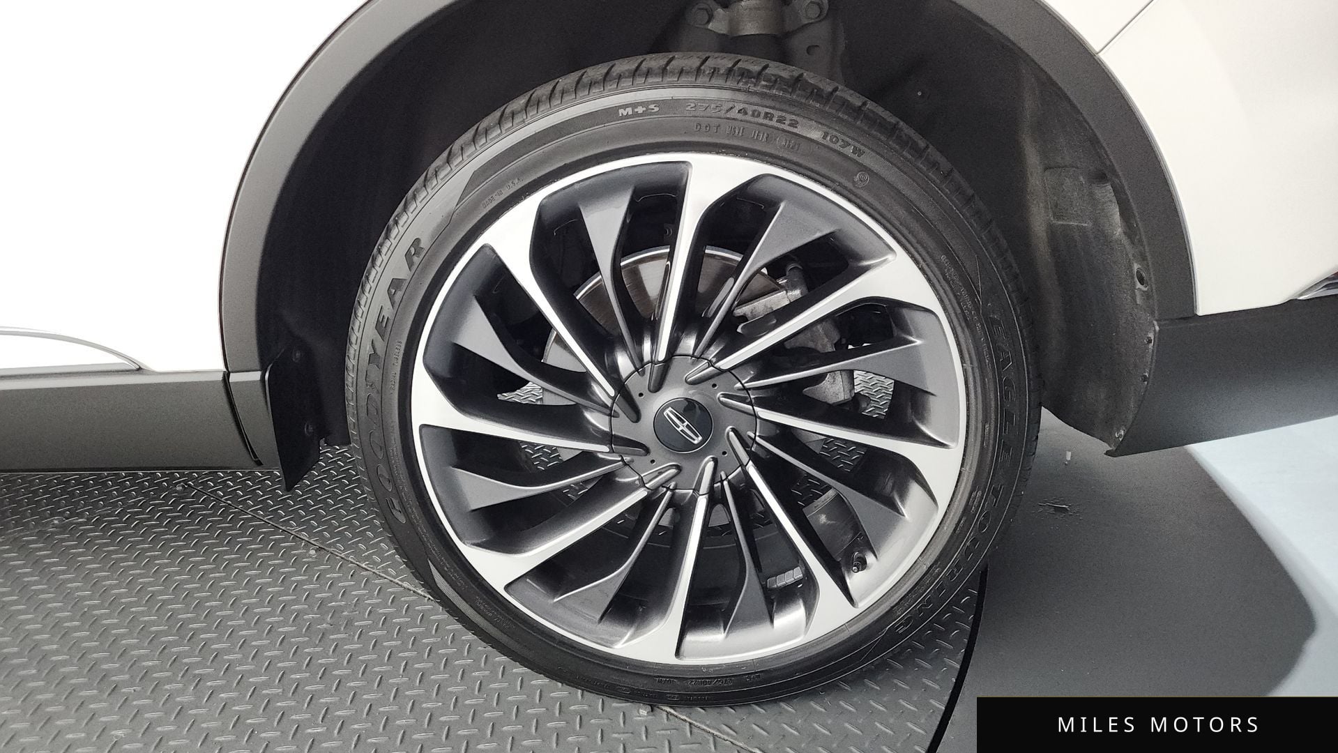 Lincoln Aviator 2022 — миниатюра 7