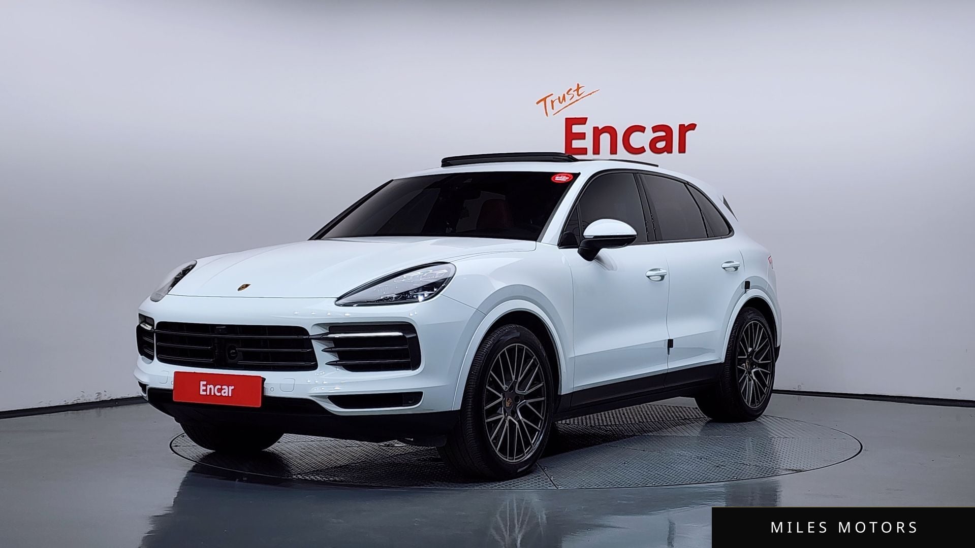 Porsche Cayenne 2022 — фото 1 из 12