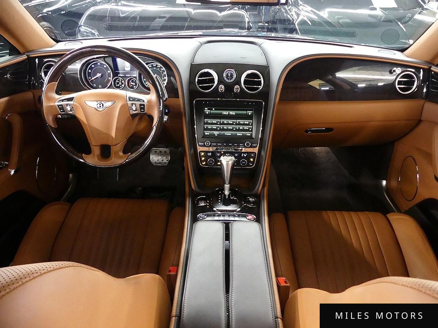 Bentley Flying Spur 2017 — миниатюра 7