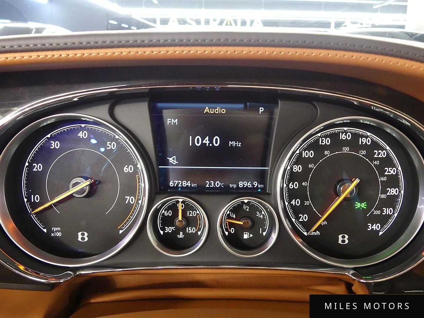 Bentley Flying Spur 2017 — миниатюра 8