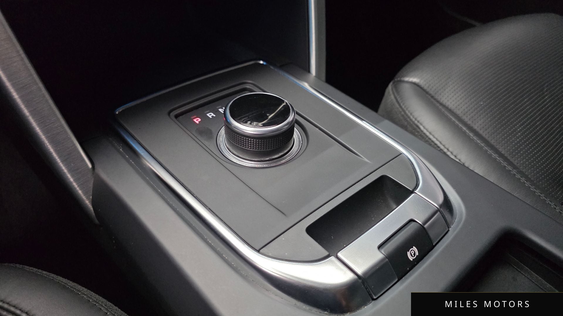 Land Rover Discovery Sport 2019 — миниатюра 12