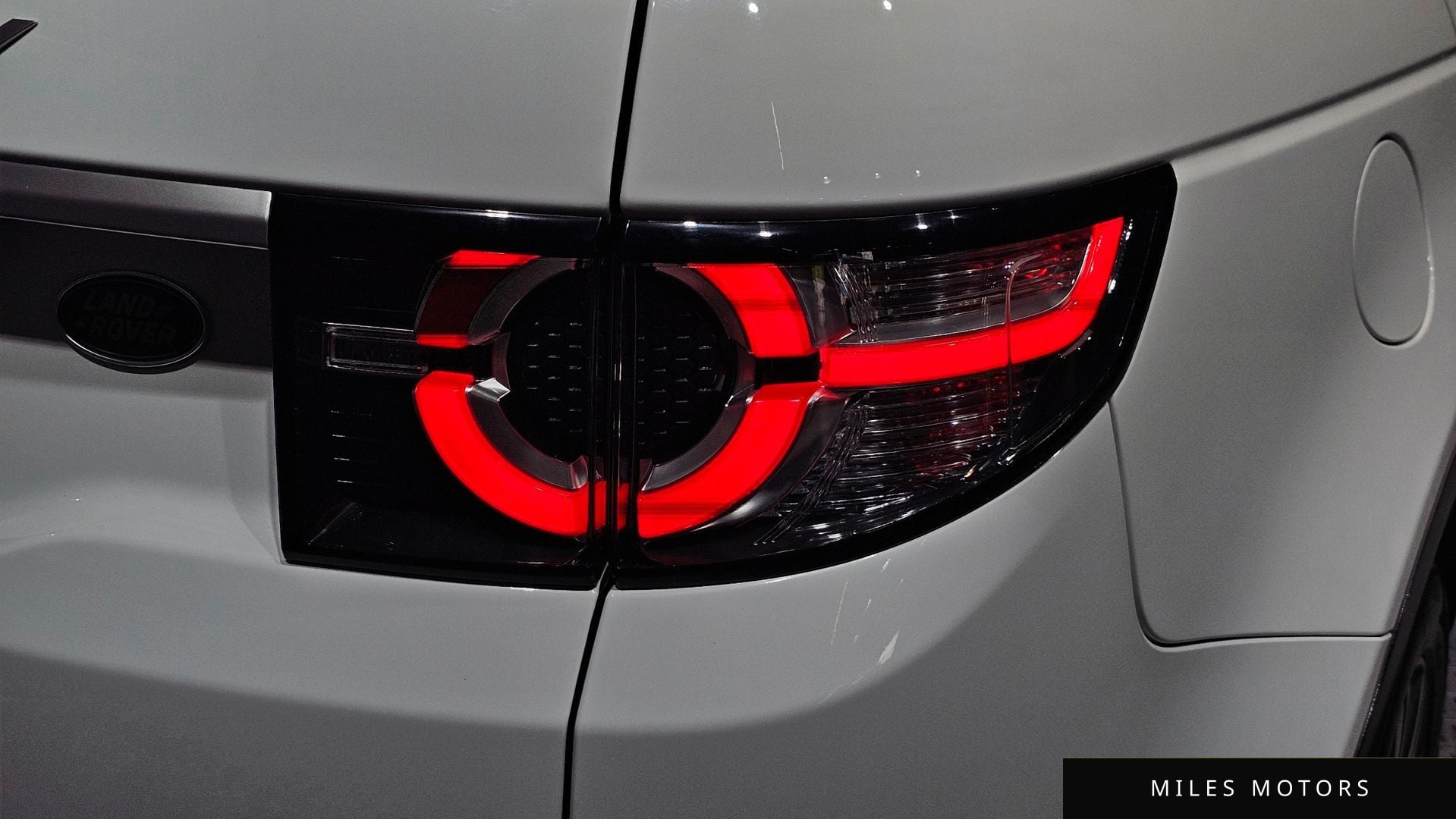 Land Rover Discovery Sport 2019 — миниатюра 9
