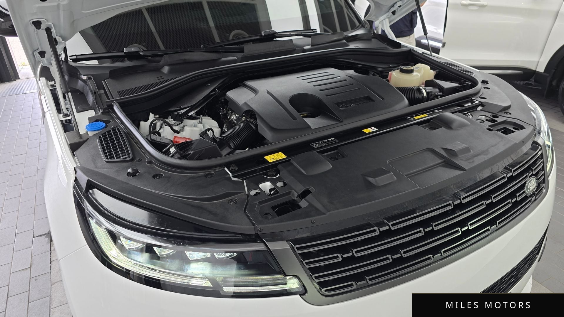 Land Rover Range Rover Sport 2025 — миниатюра 6