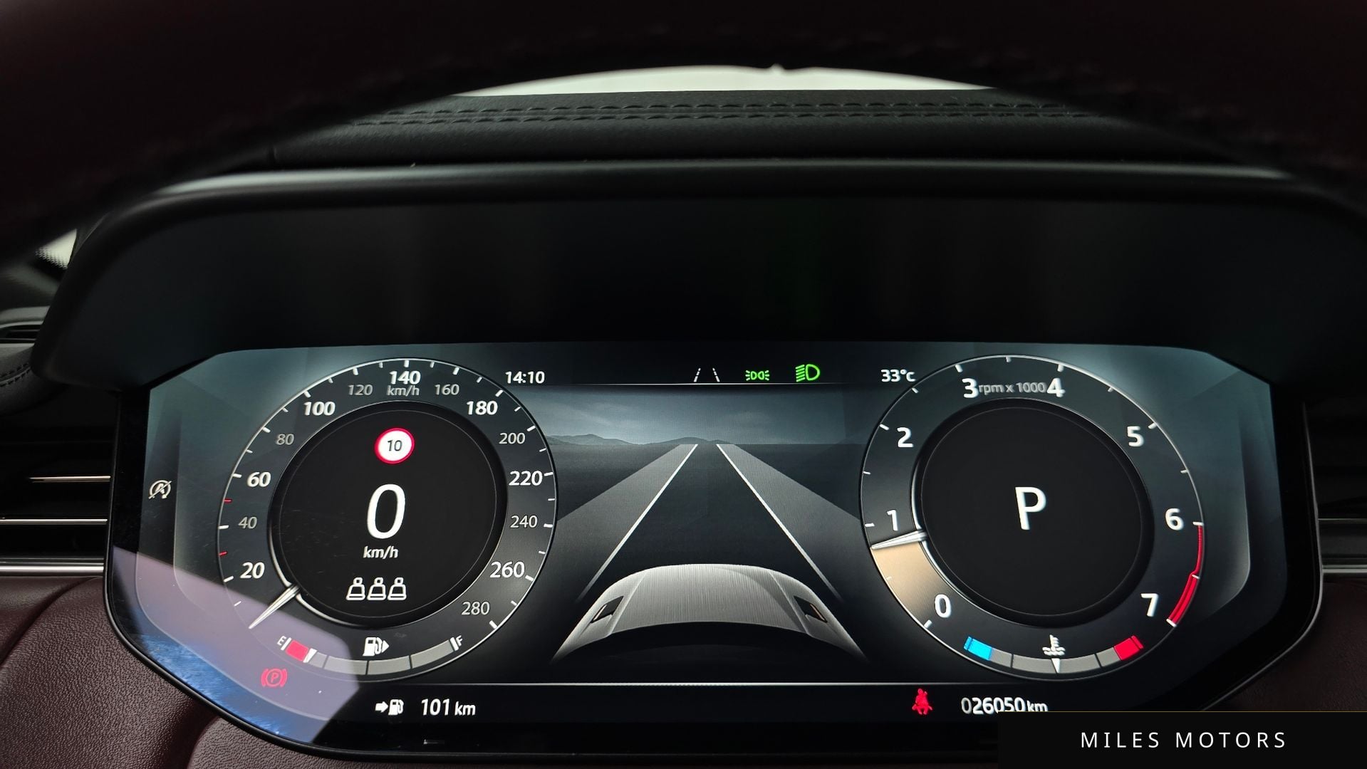 Land Rover Range Rover Sport 2025 — миниатюра 11