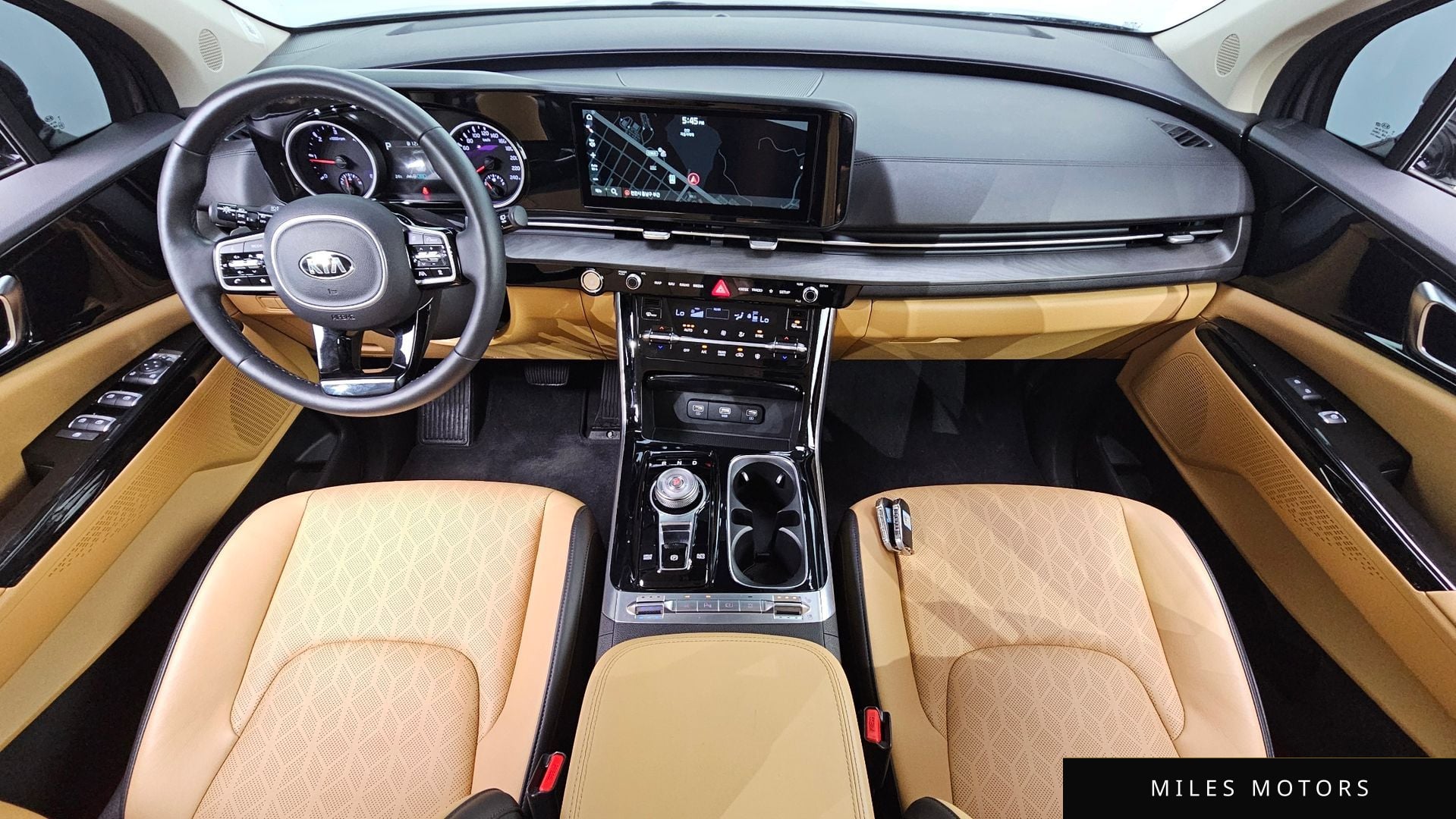 Kia Carnival 2021 — миниатюра 10
