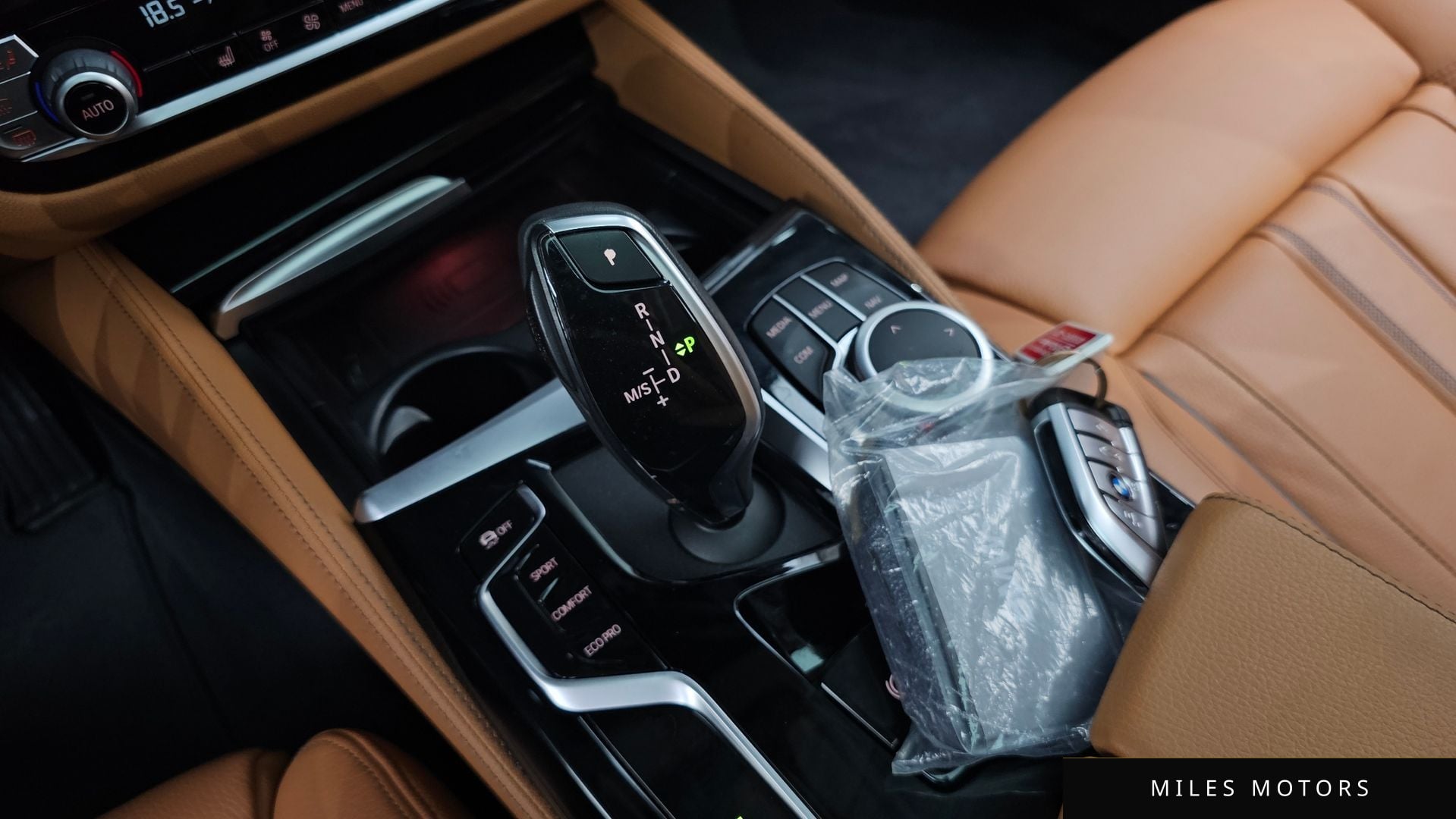 BMW 5 Series (G30) 2022 — миниатюра 12