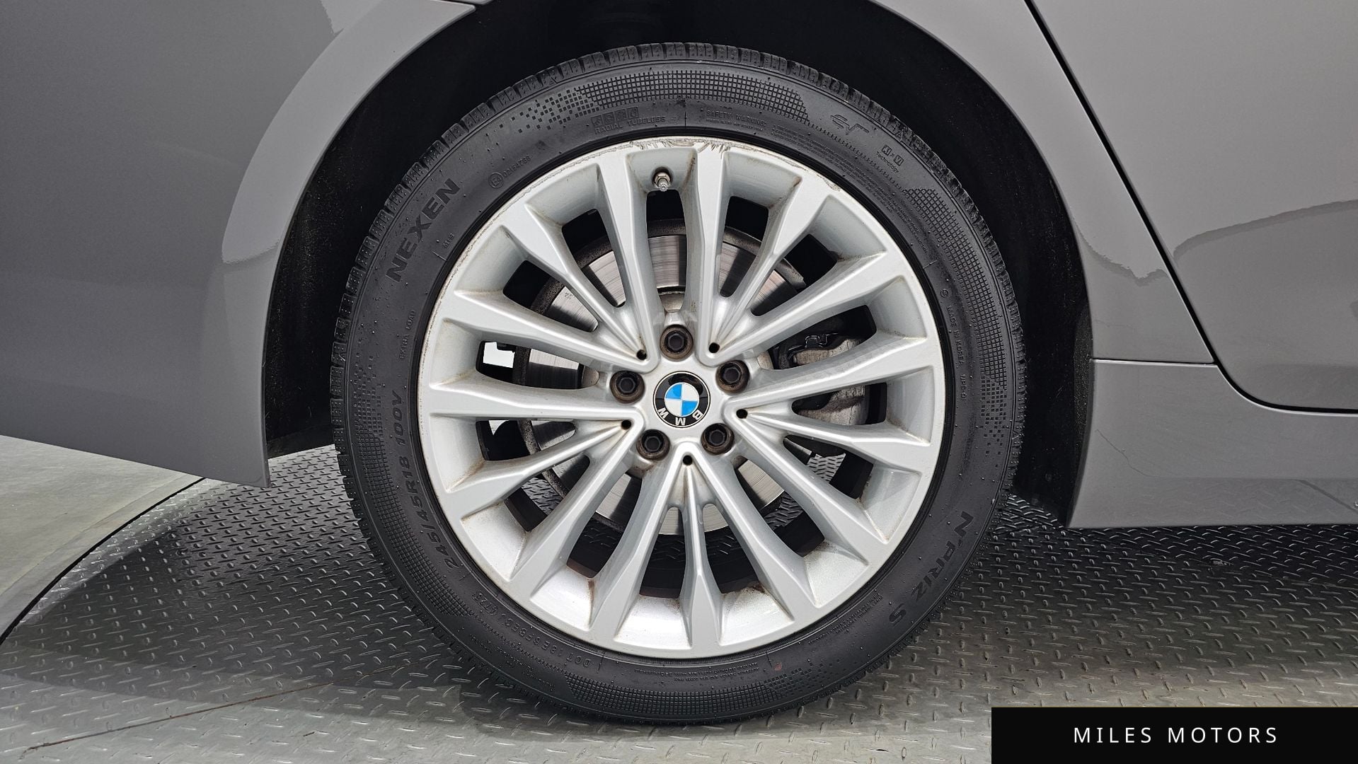 BMW 5 Series (G30) 2022 — миниатюра 7