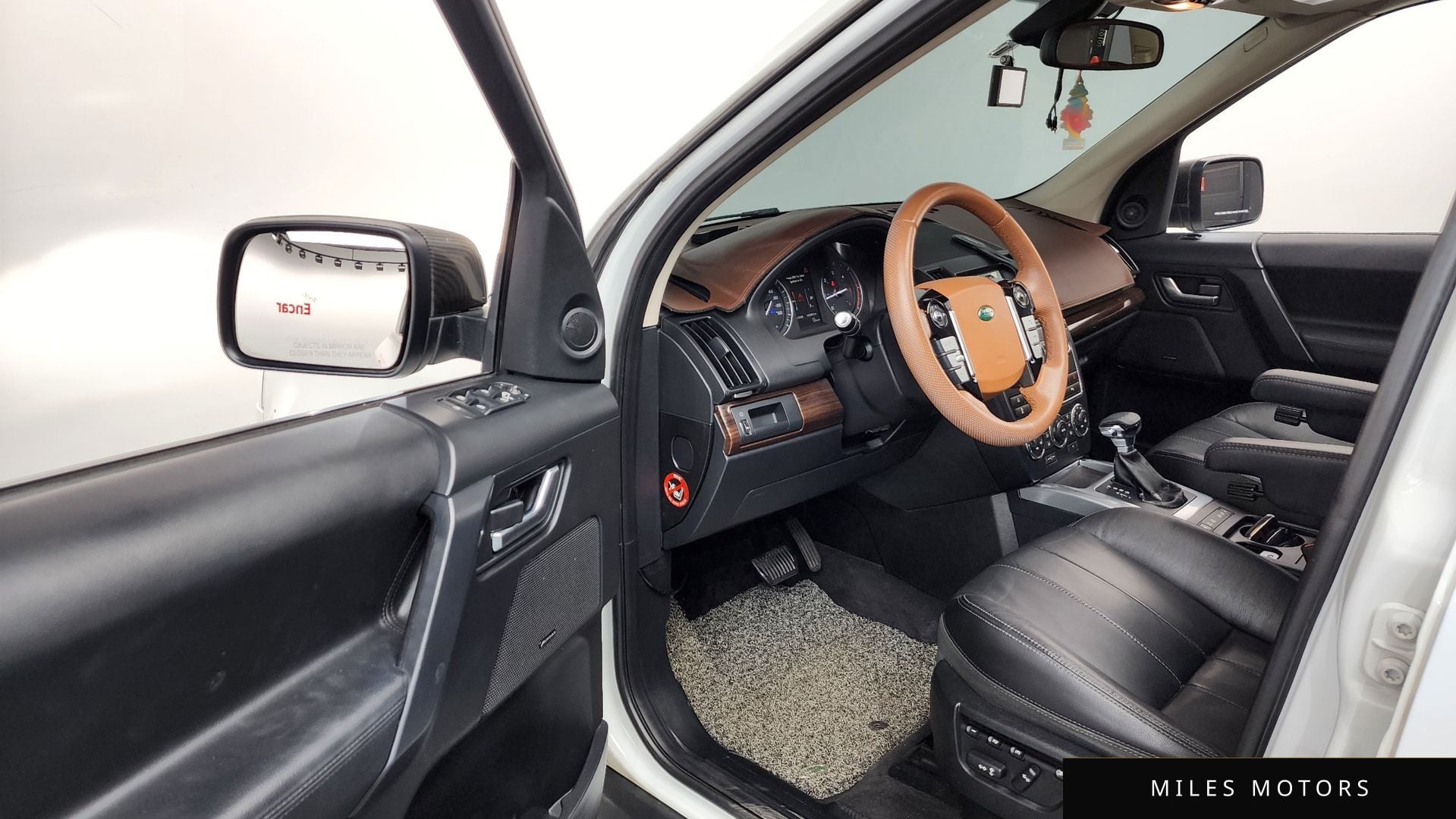 Land Rover Freelander 2014 — миниатюра 10