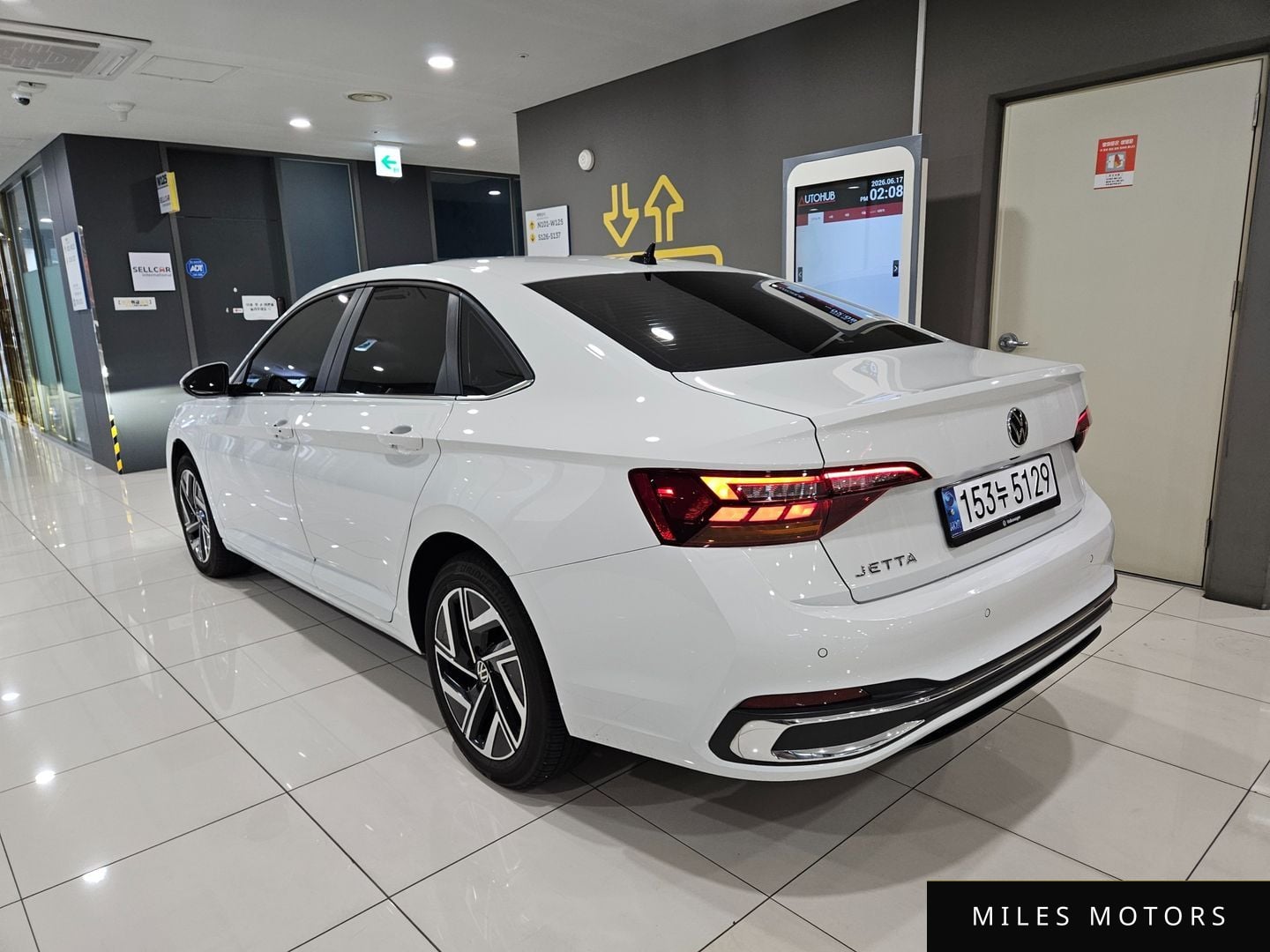 Volkswagen Jetta 2023 — миниатюра 2