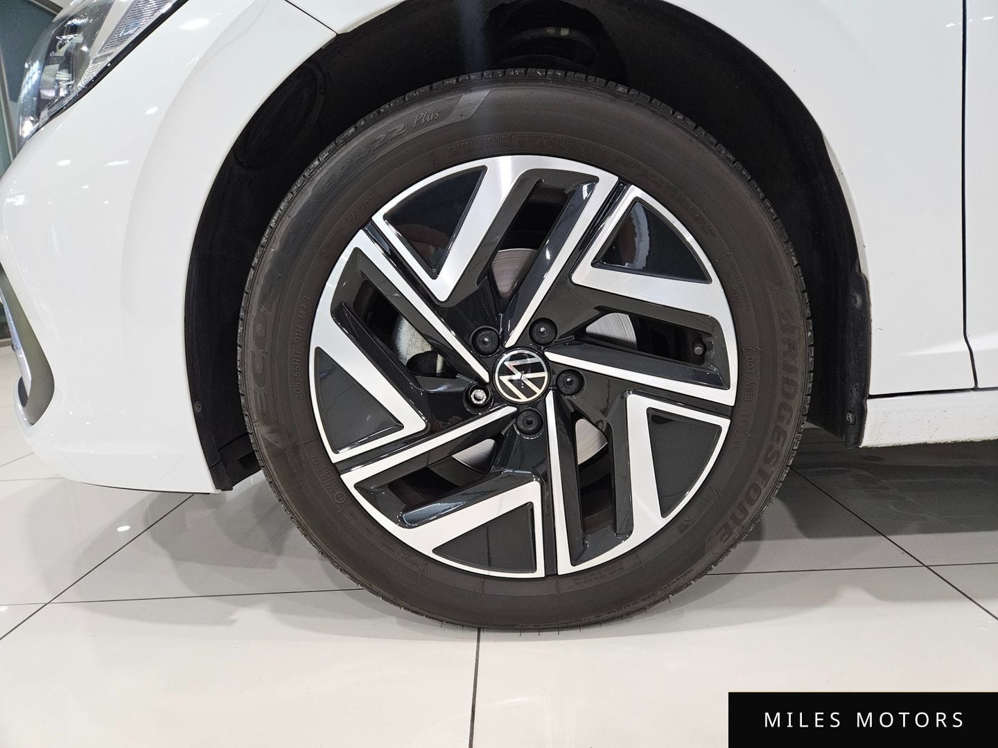 Volkswagen Jetta 2023 — миниатюра 5