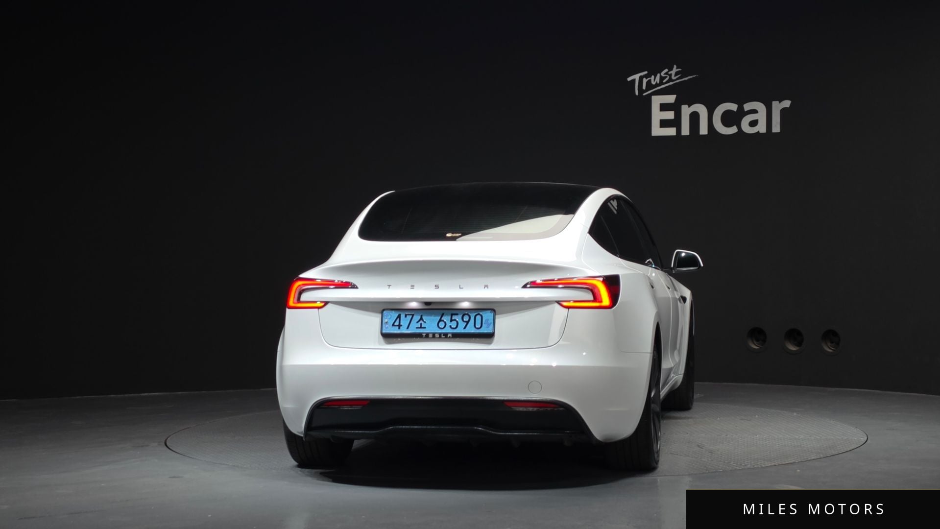 Tesla Model 3 2024 — миниатюра 4