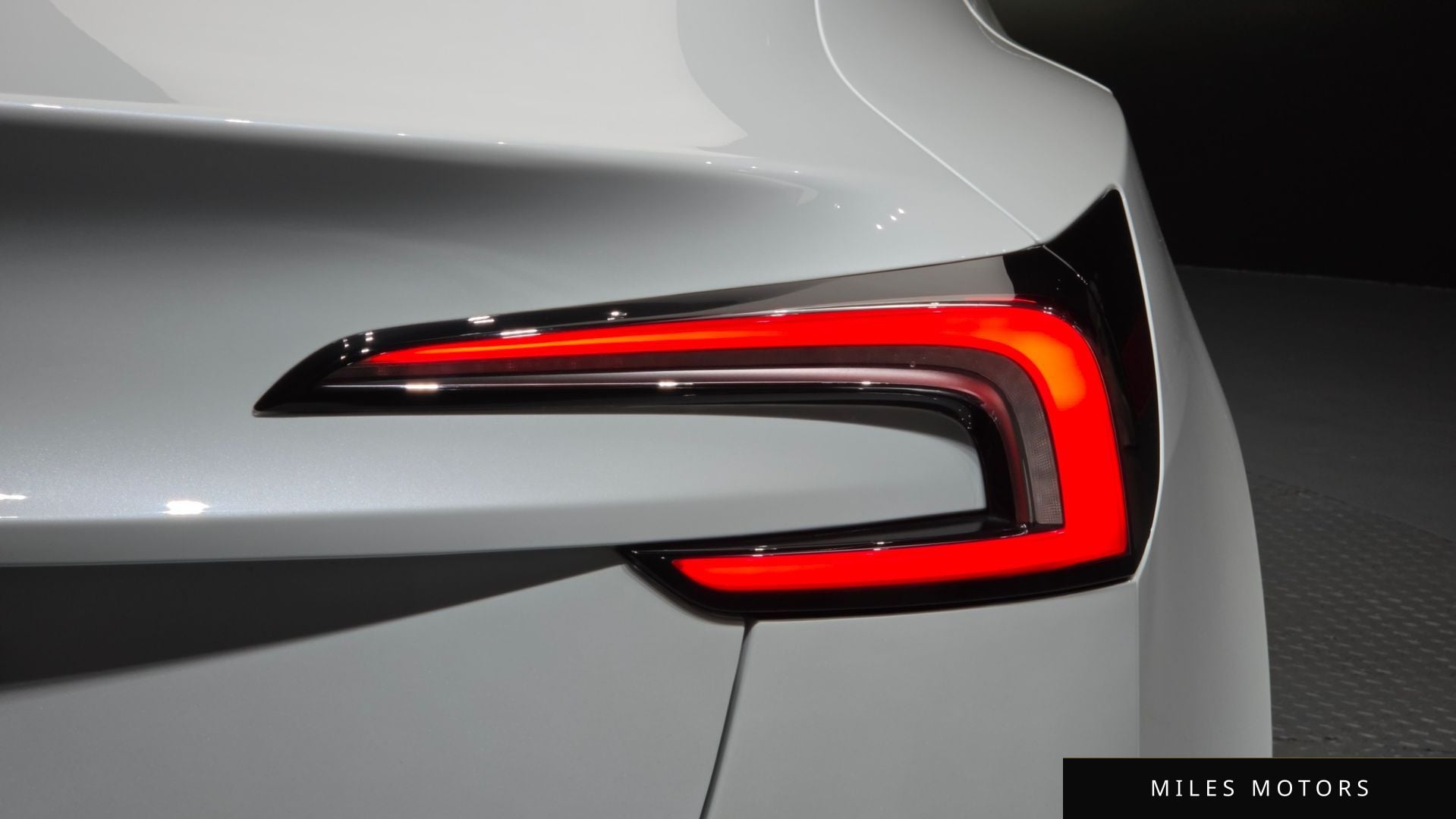 Tesla Model 3 2024 — миниатюра 9