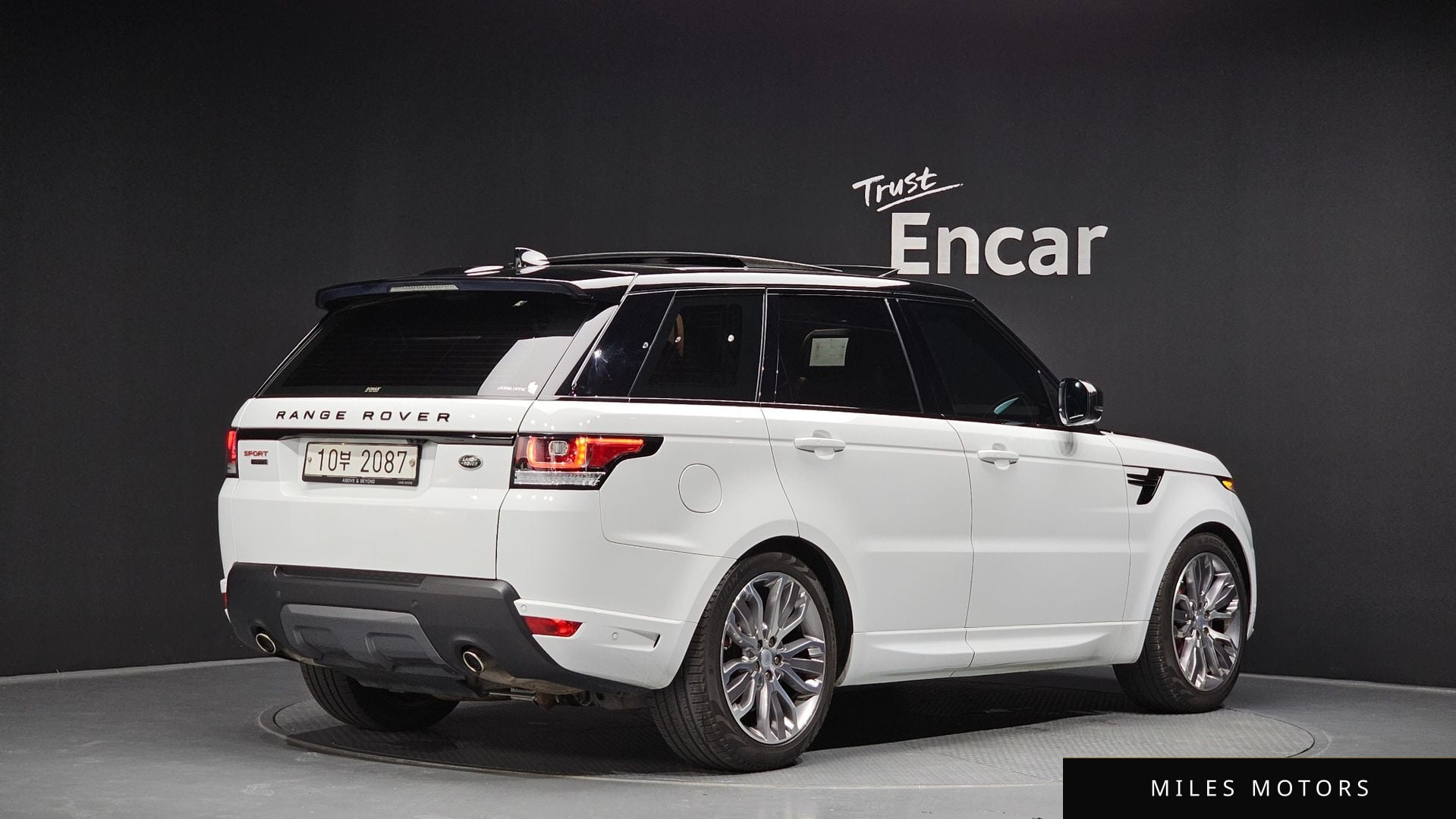 Land Rover Range Rover Sport 2017 — миниатюра 2