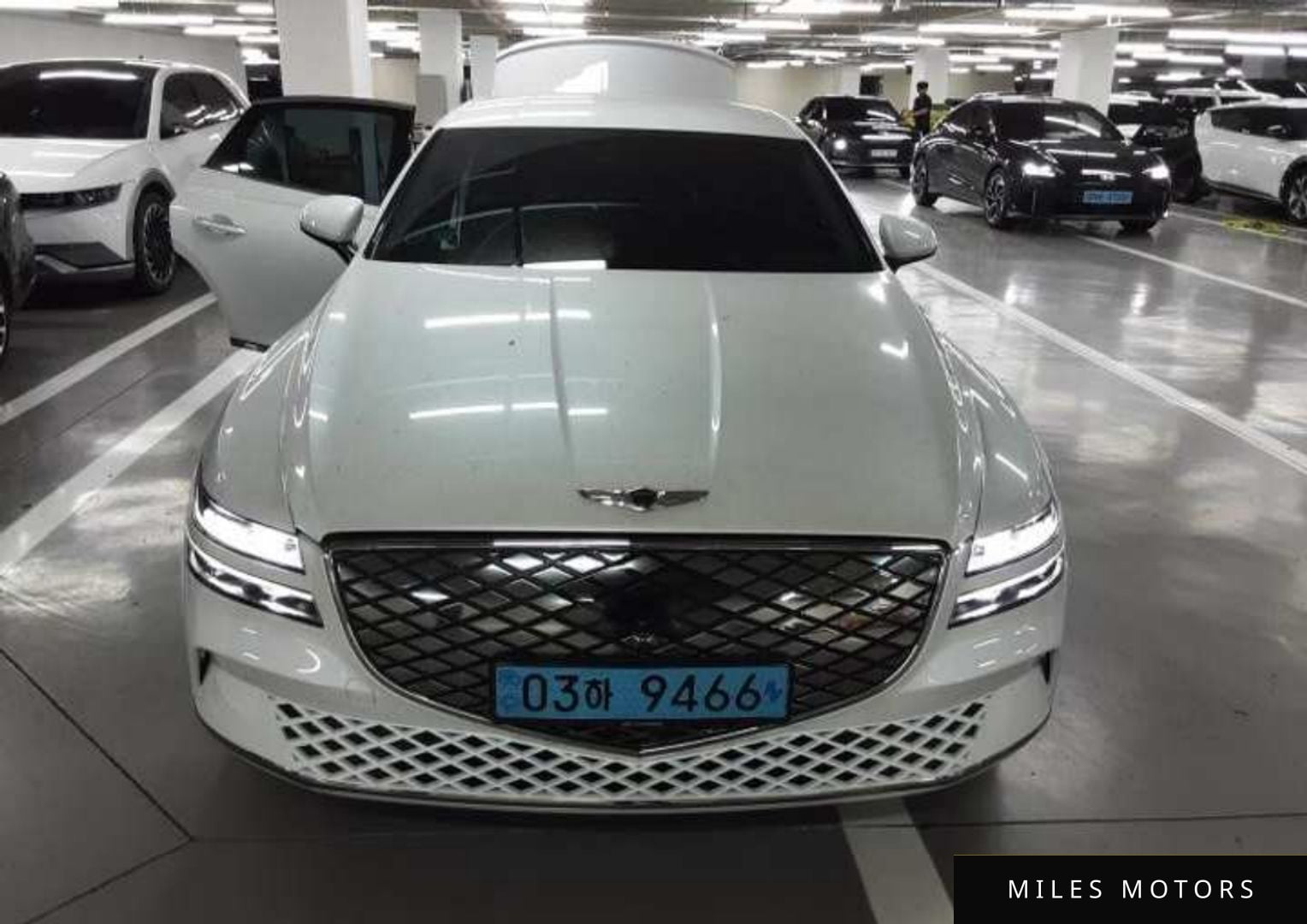 Genesis G80 2022 — фото 1 из 12