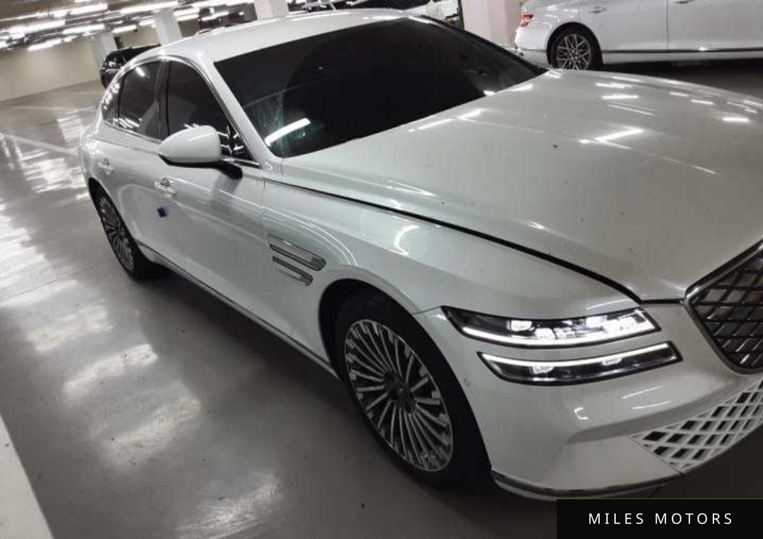 Genesis G80 2022 — миниатюра 8