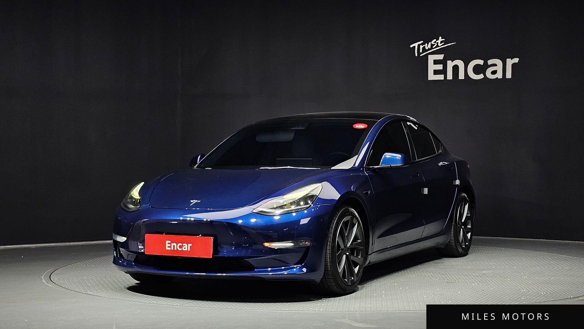 Tesla Model 3 2022 — фото 1 из 12