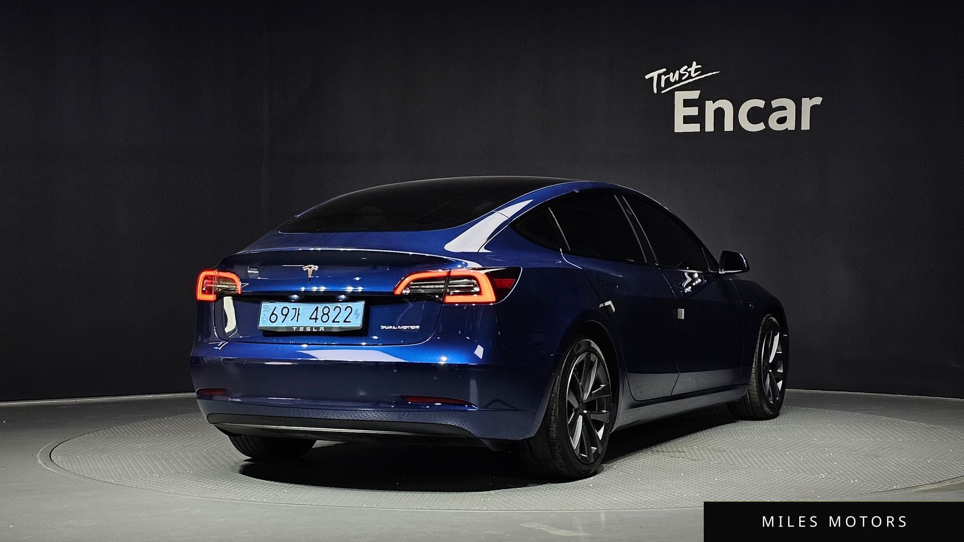 Tesla Model 3 2022 — миниатюра 2