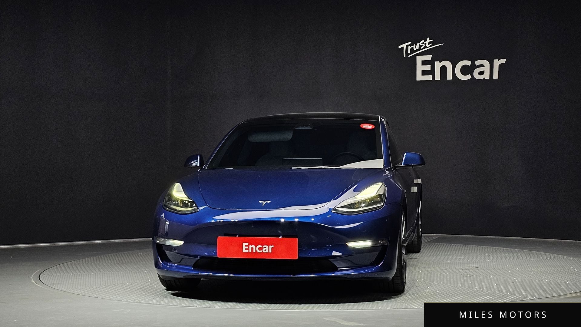 Tesla Model 3 2022 — миниатюра 3