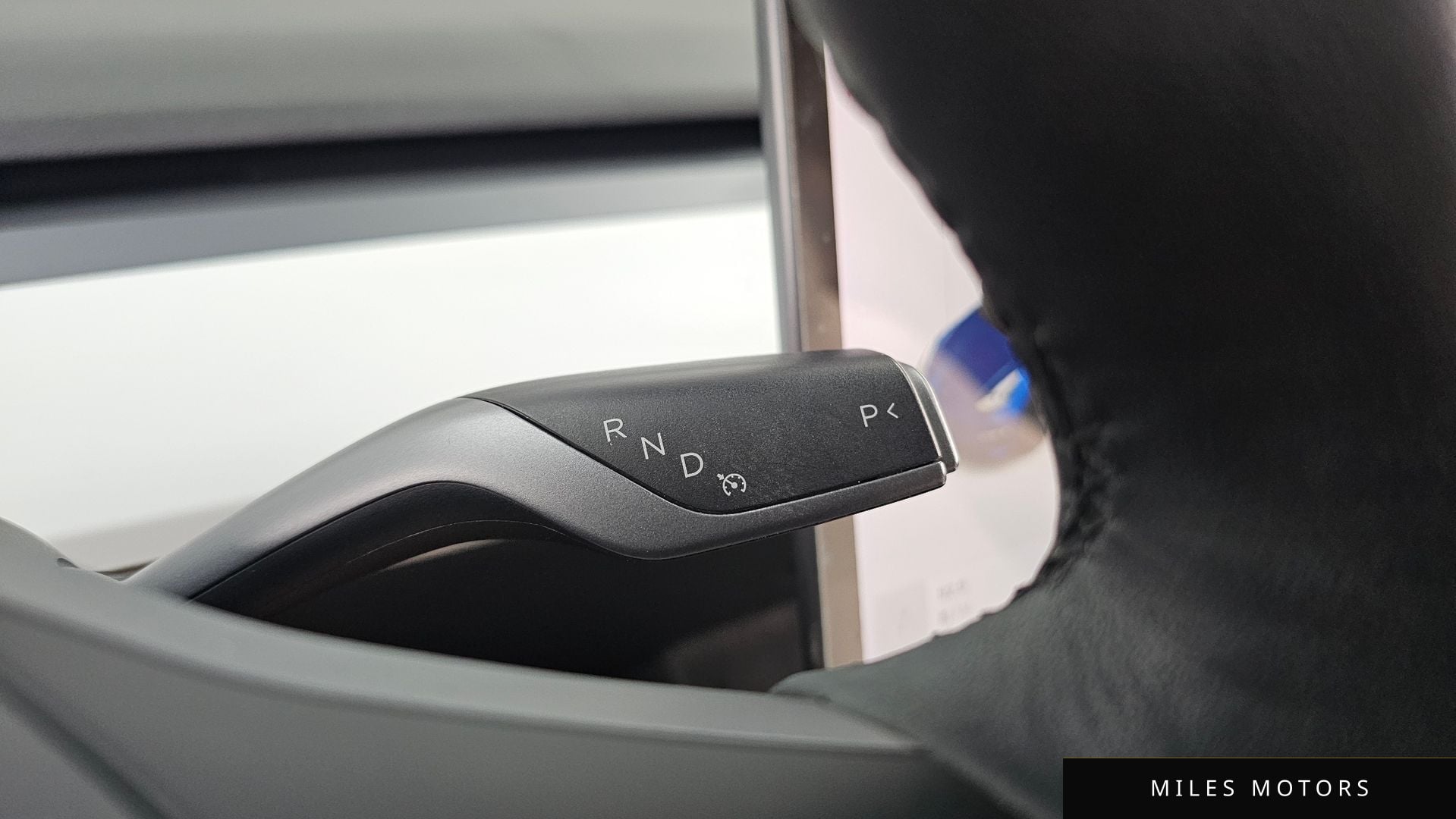 Tesla Model 3 2022 — миниатюра 9