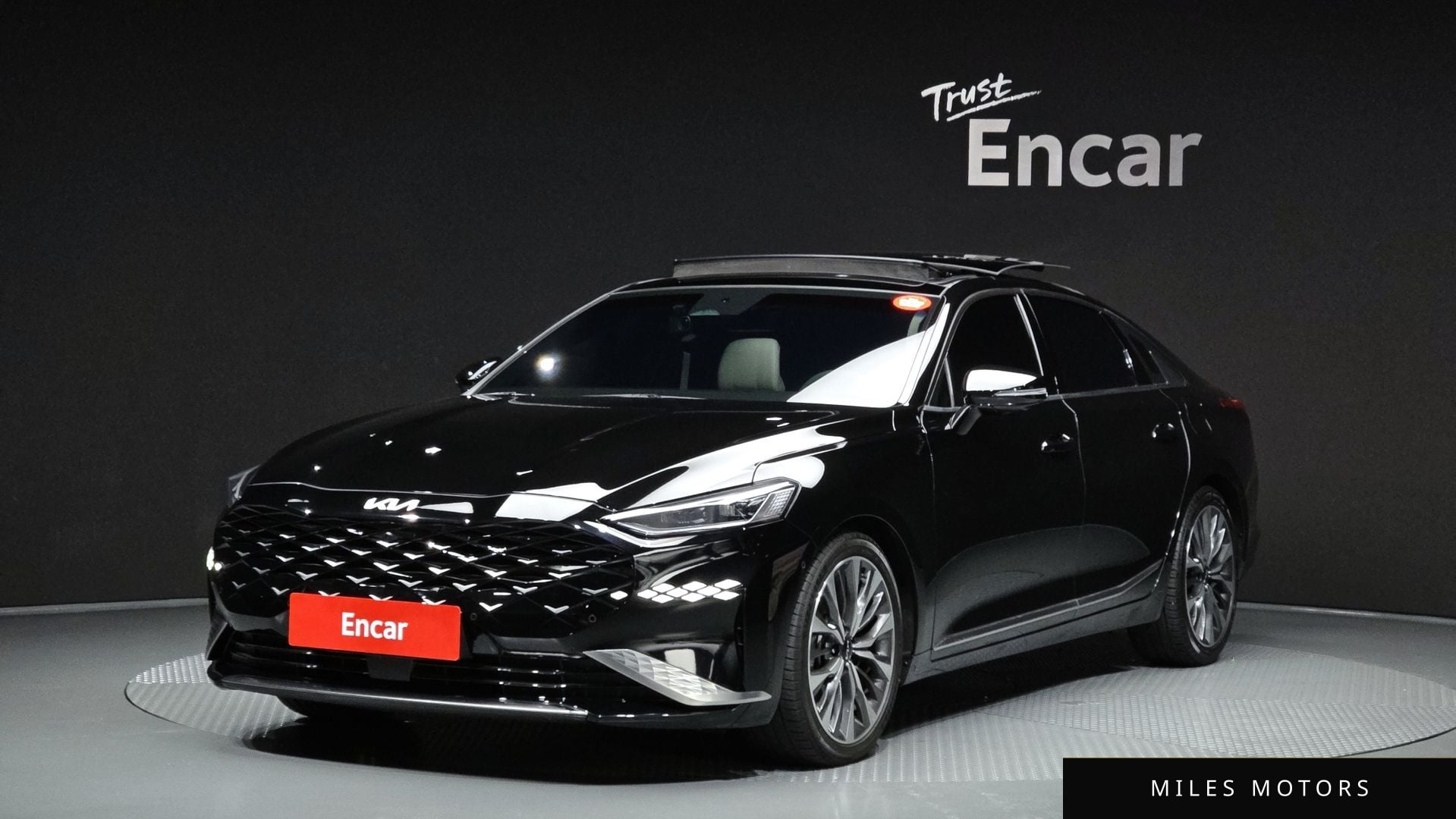 Kia K8 2023 — фото 1 из 12
