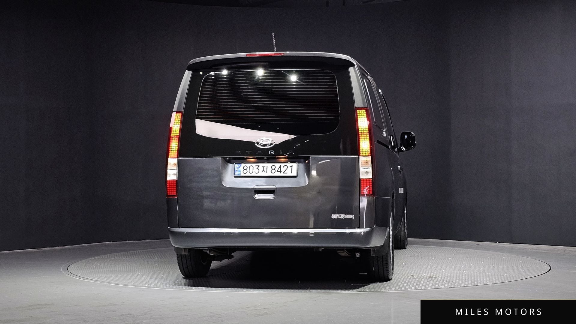 Hyundai Staria 2022 — миниатюра 4
